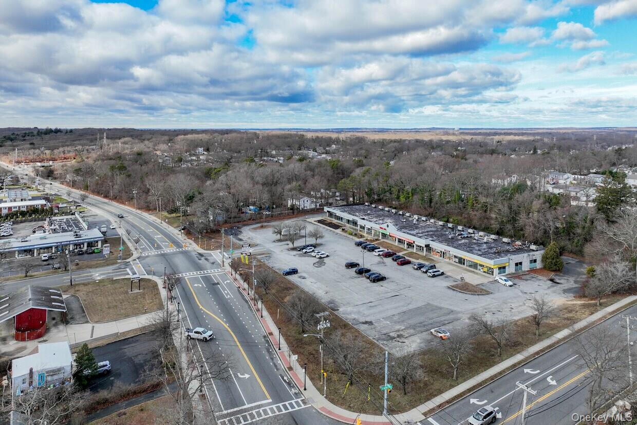 1021 Portion Road, Ronkonkoma, NY 11779