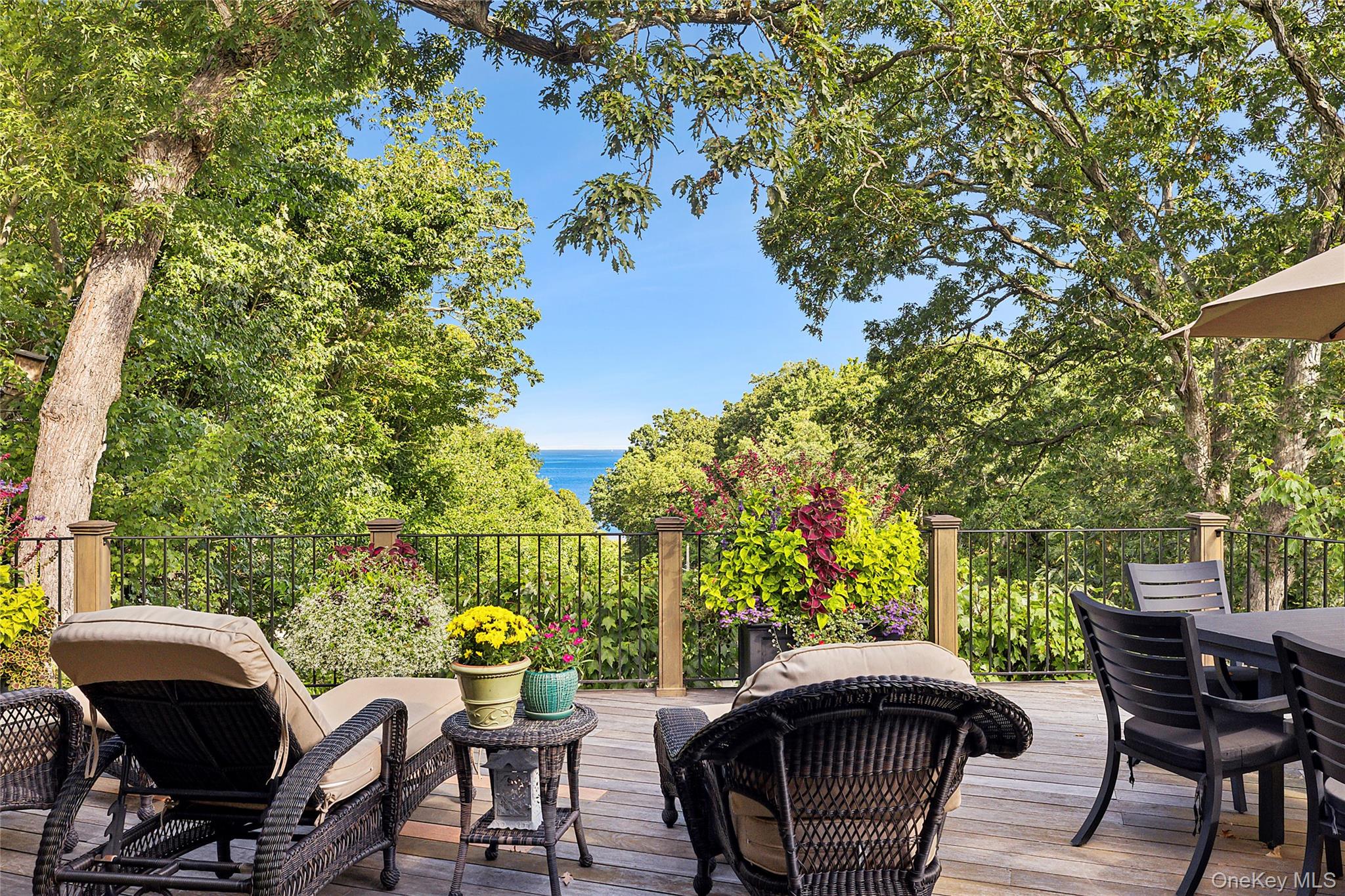 19 Ridge Lane, Miller Place, NY 11764