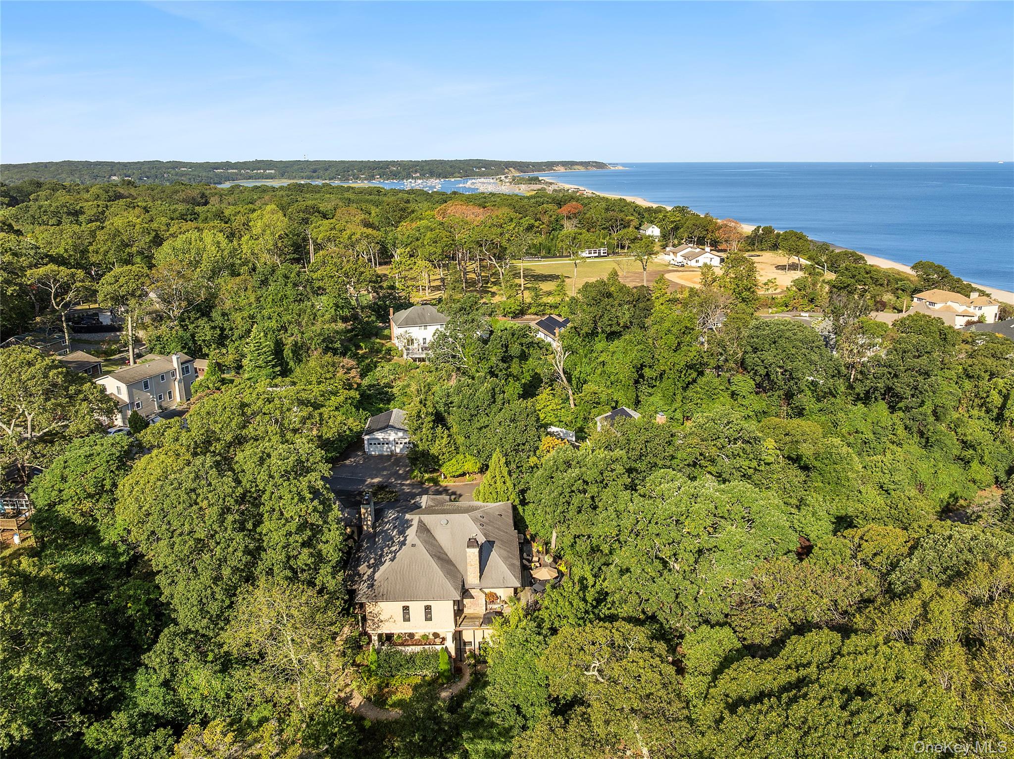 19 Ridge Lane, Miller Place, NY 11764