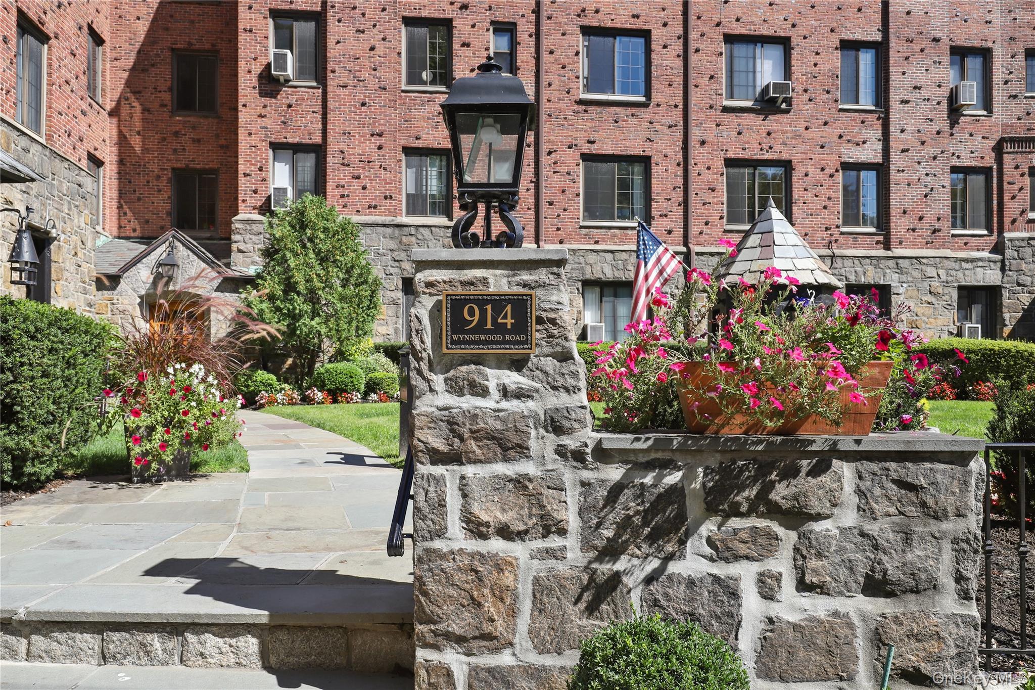 914 Wynnewood Road # 1B, Pelham, NY 10803