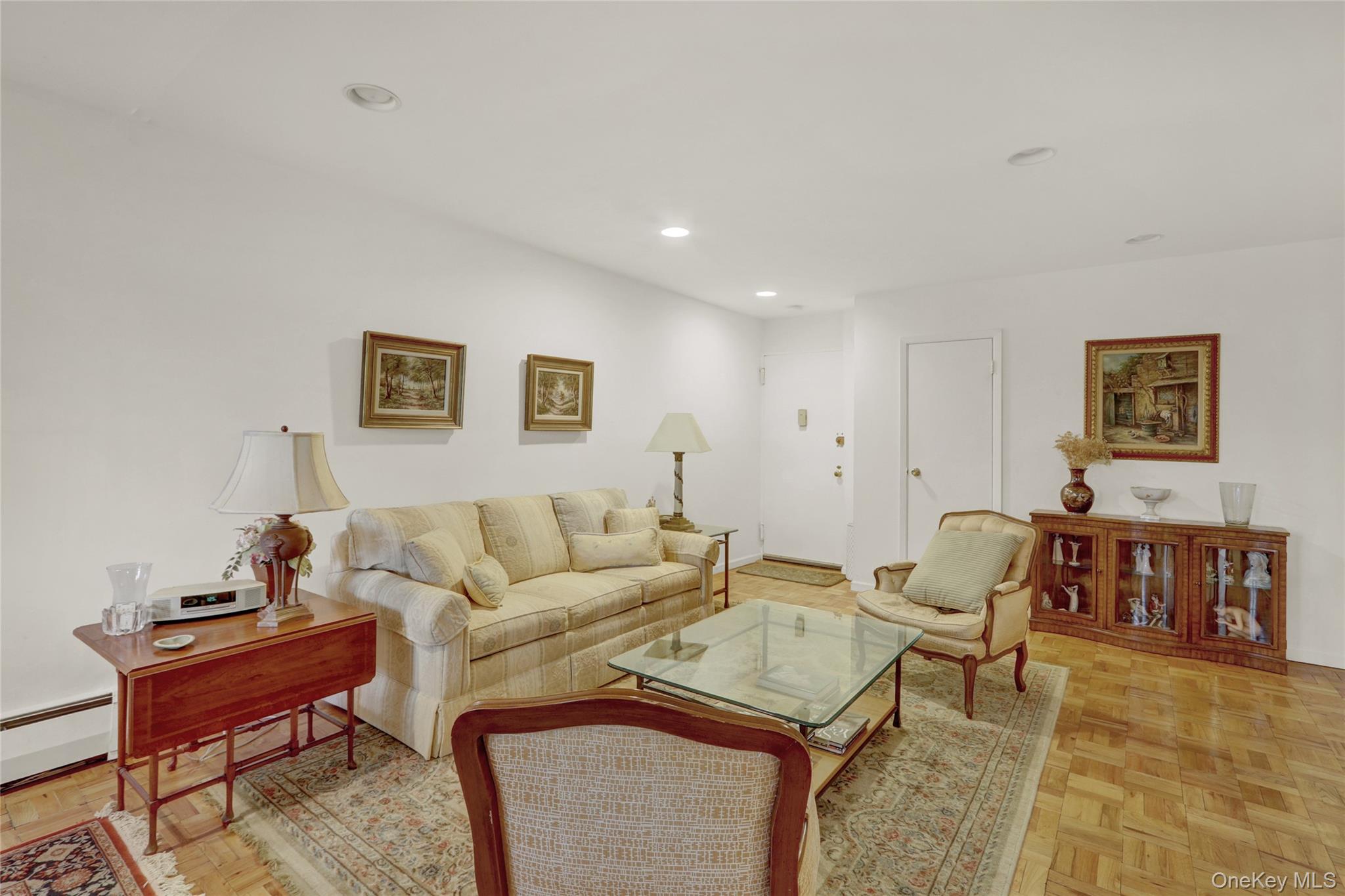 20 Daley Place # 104, Lynbrook, NY 11563