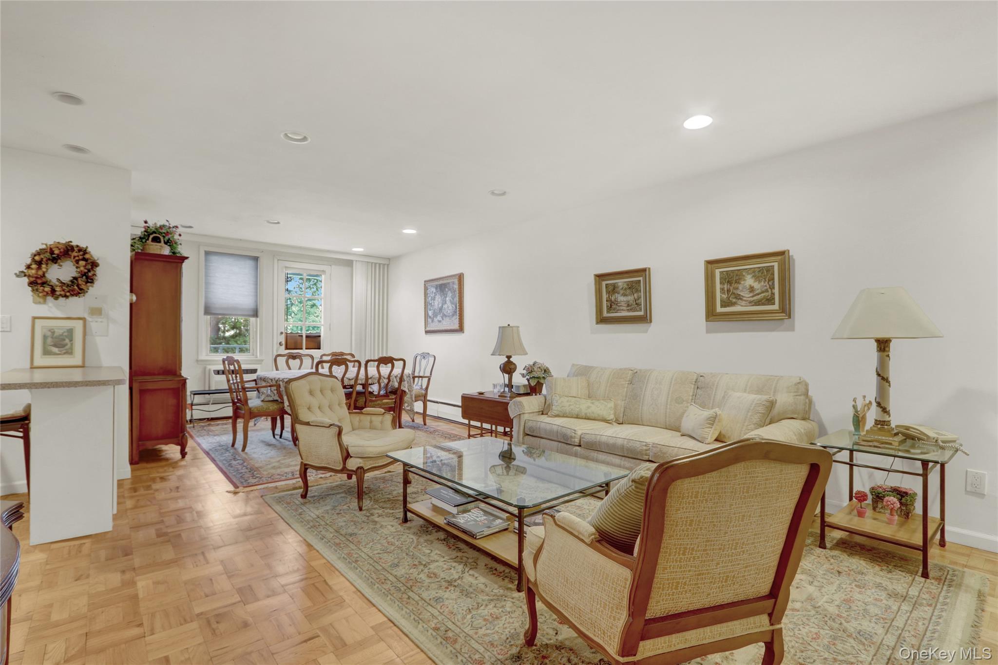 20 Daley Place # 104, Lynbrook, NY 11563