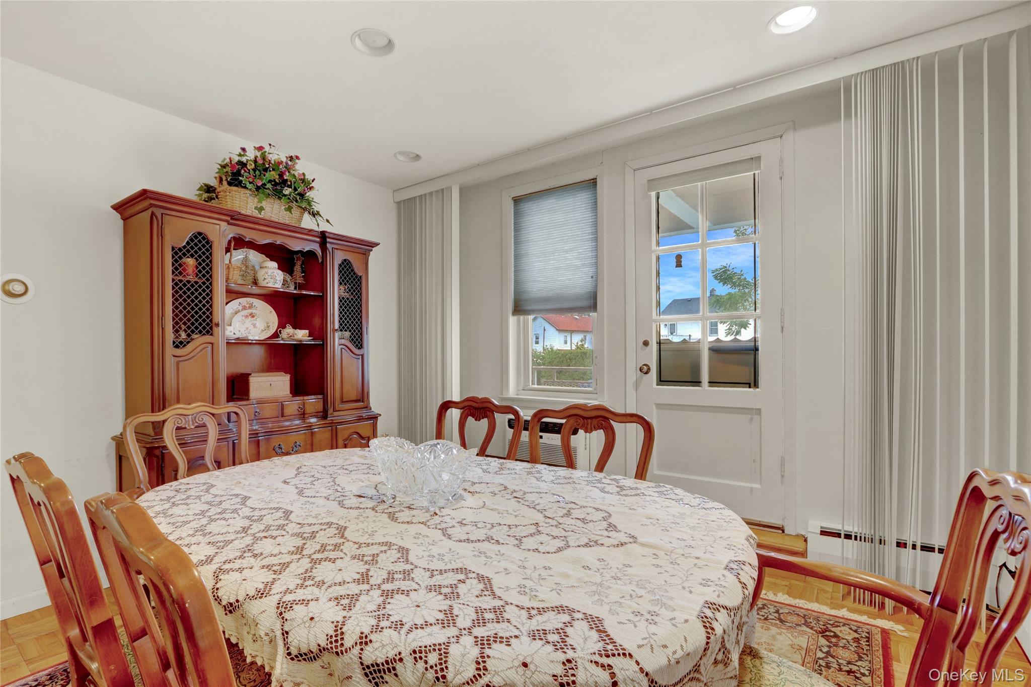 20 Daley Place # 104, Lynbrook, NY 11563