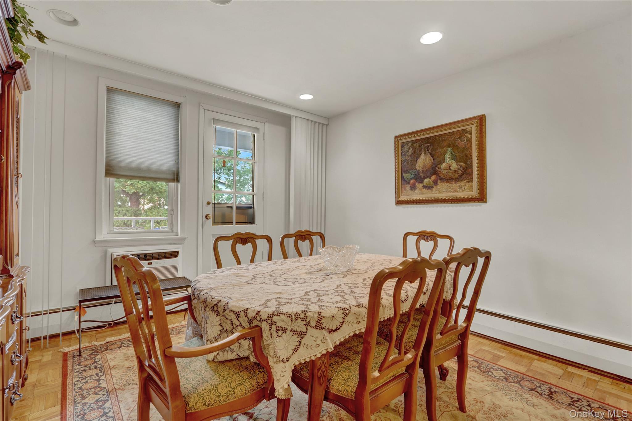 20 Daley Place # 104, Lynbrook, NY 11563