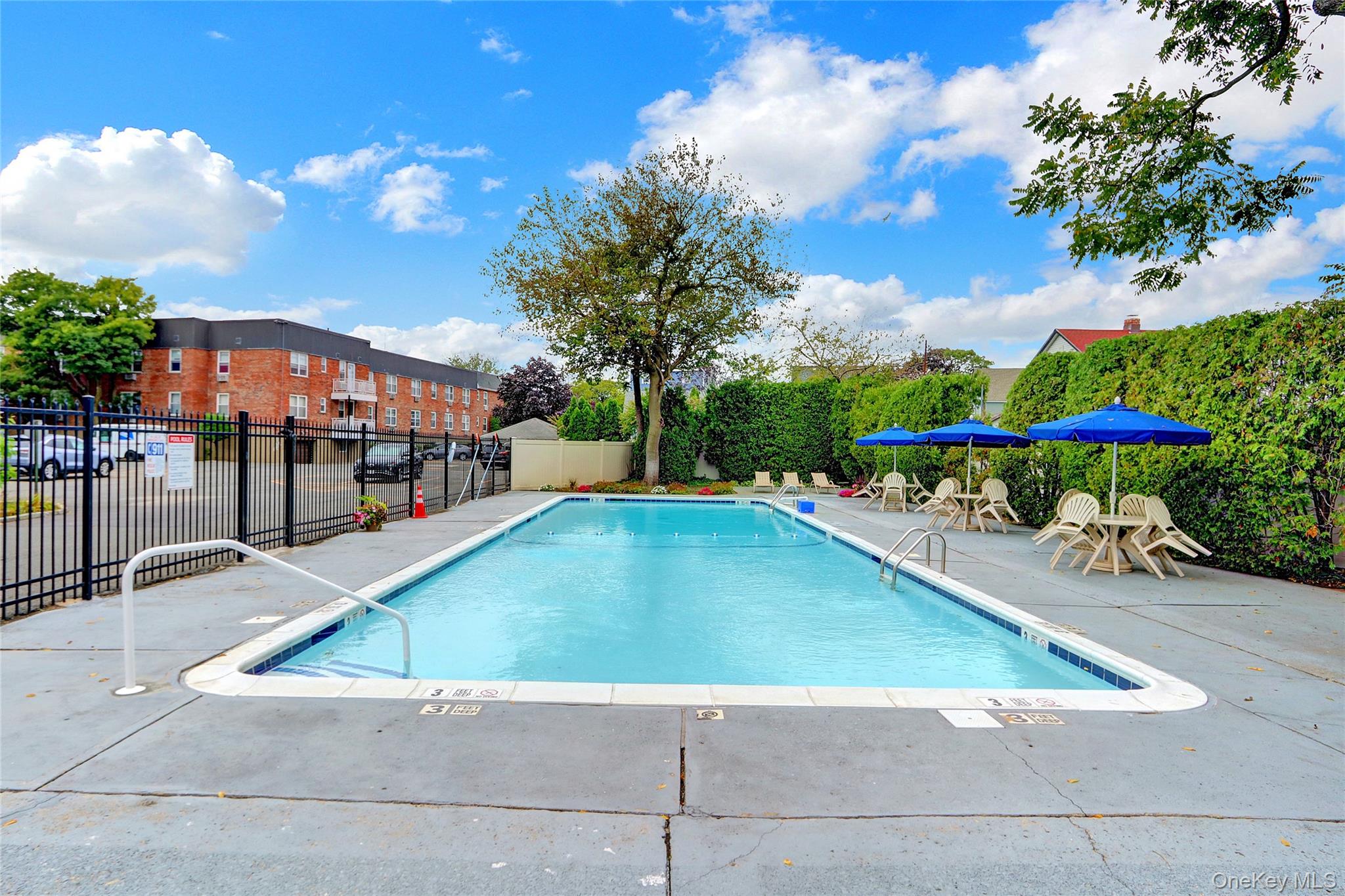 20 Daley Place # 104, Lynbrook, NY 11563