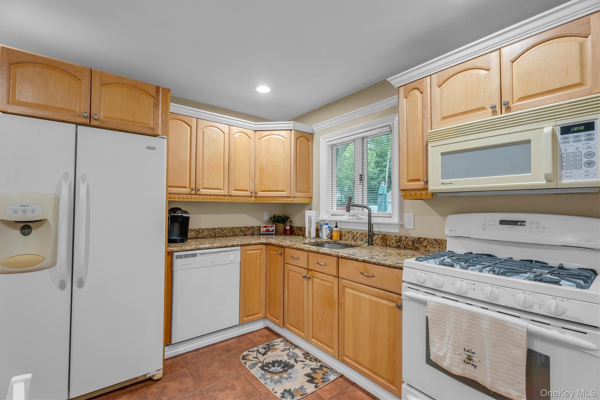 70 Hunter Lane, Centereach, NY 11720