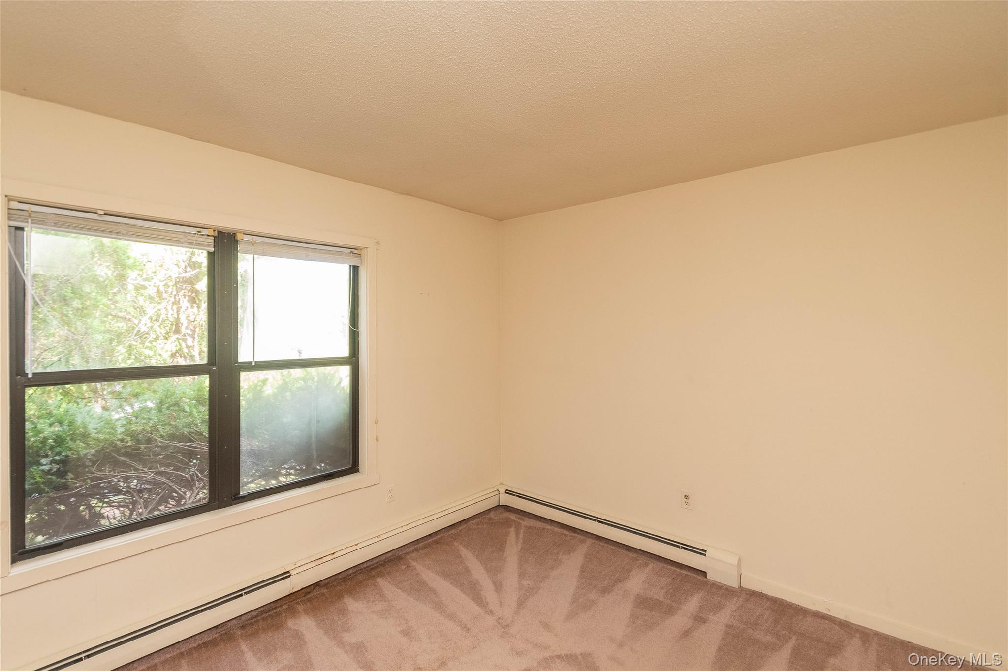 16 Hilltop Circle, Fishkill, NY 12524