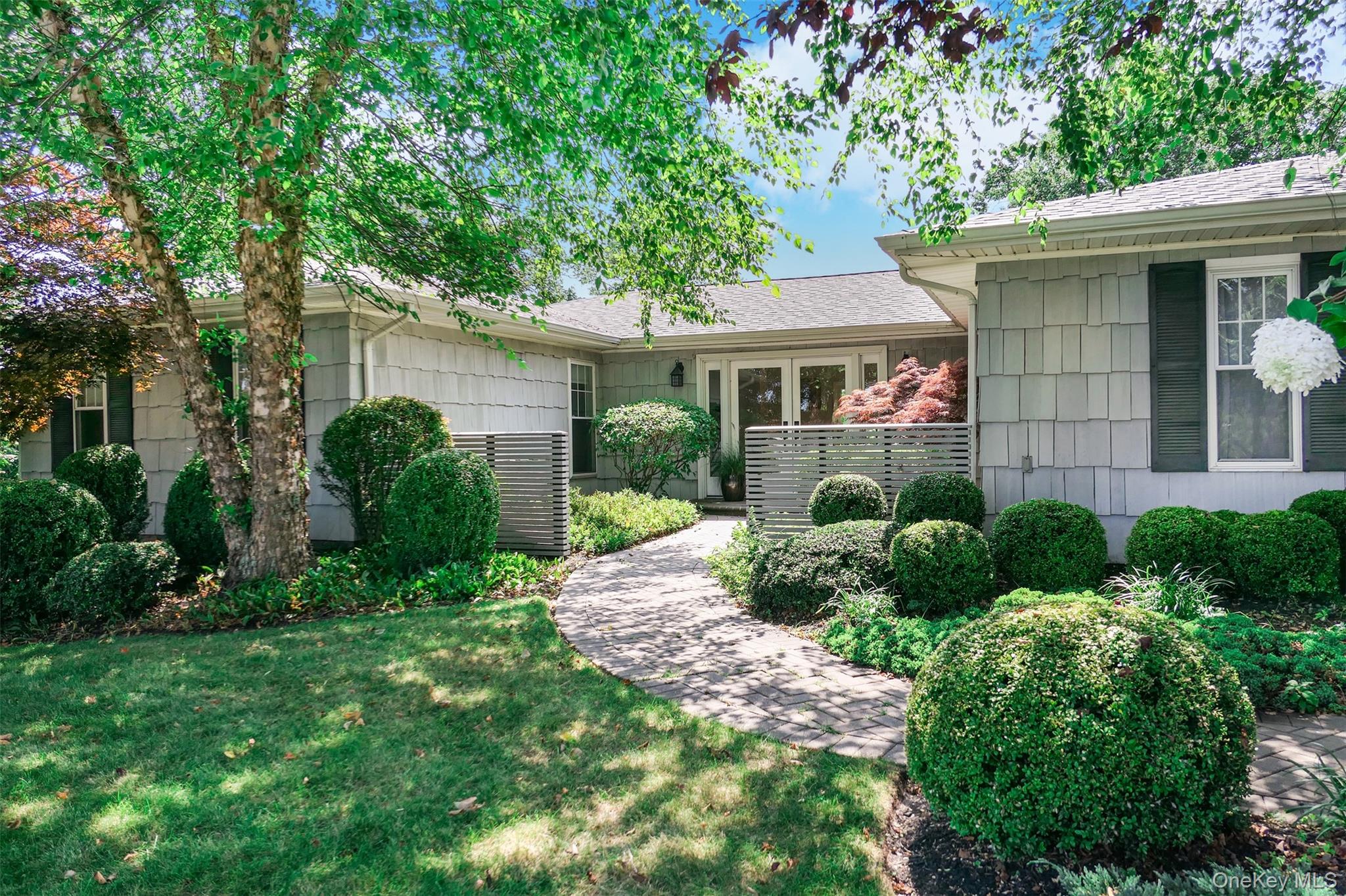 112 Bellhaven Road, Bellport, NY 11713