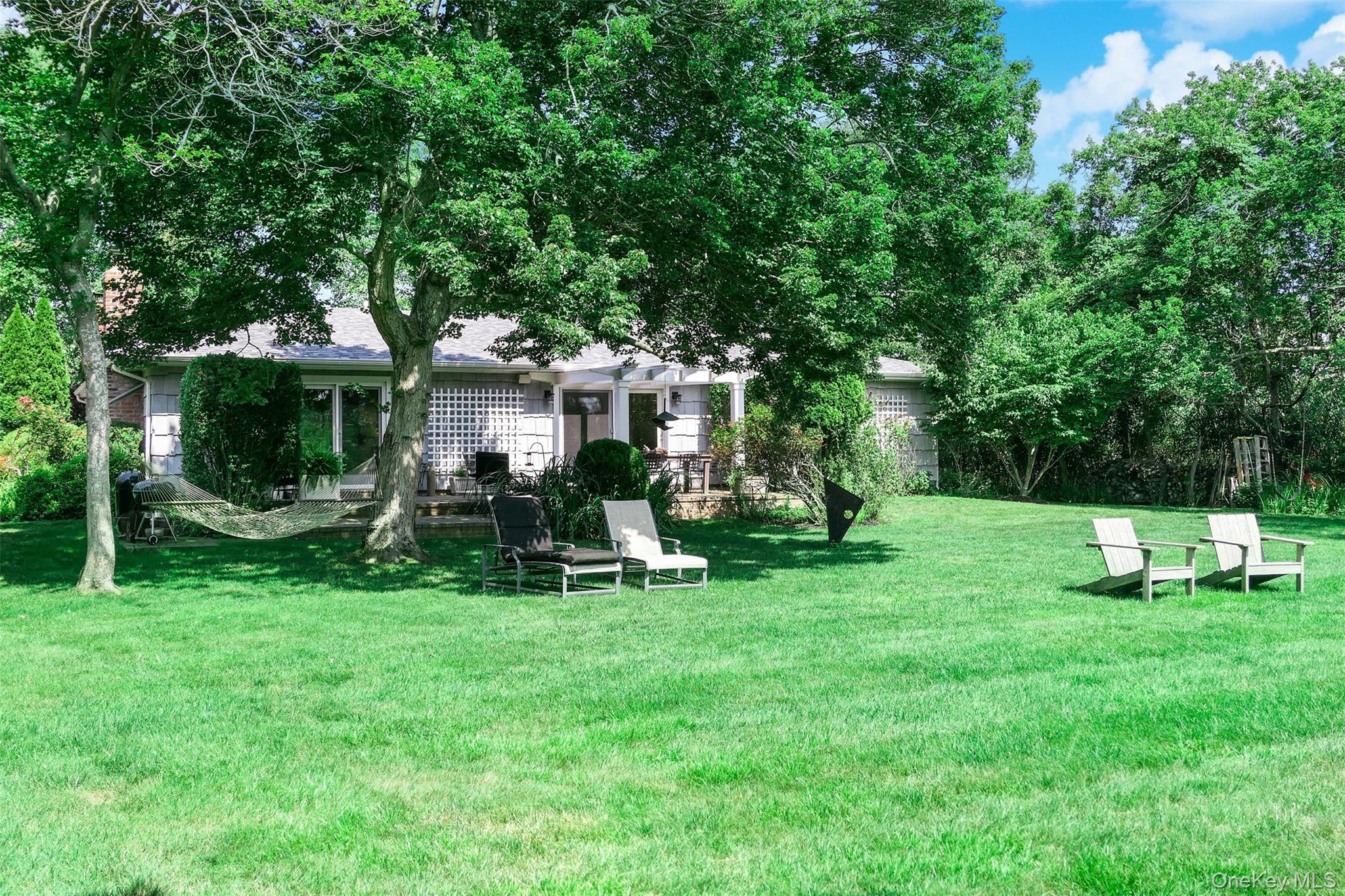 112 Bellhaven Road, Bellport, NY 11713