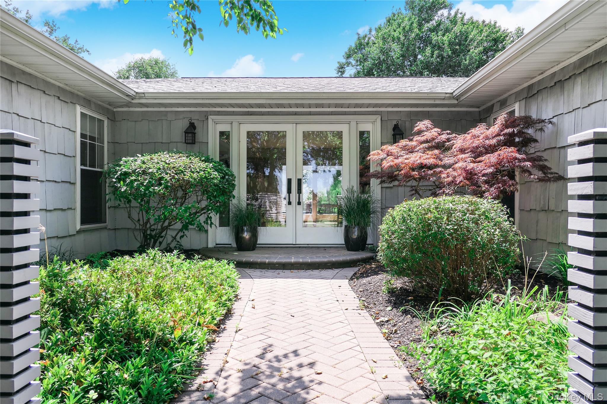 112 Bellhaven Road, Bellport, NY 11713