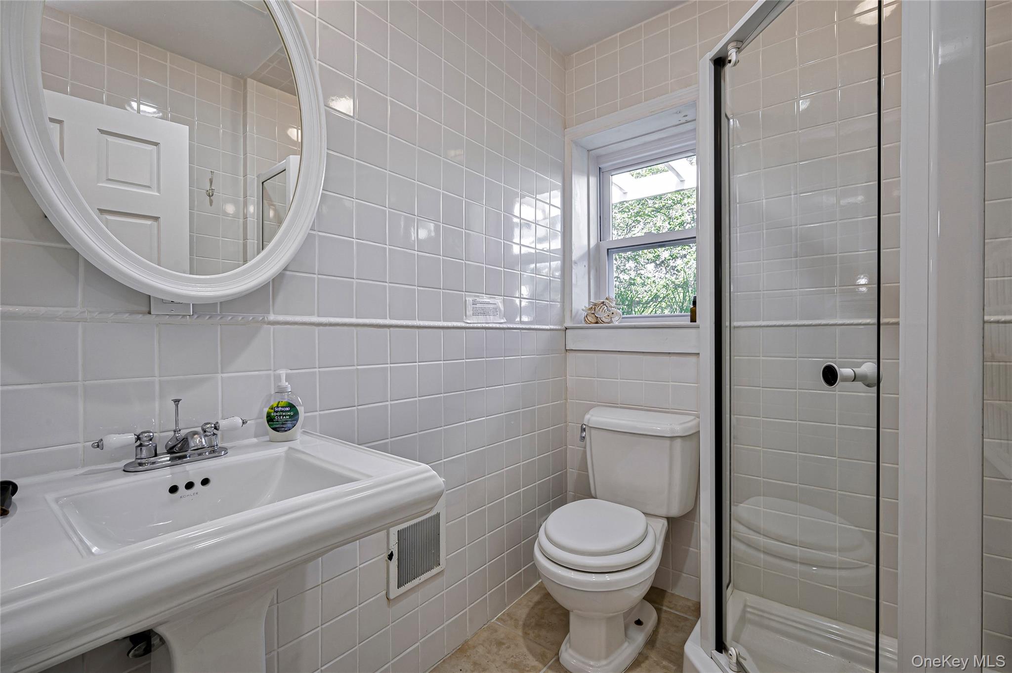 39 Sloop Walk, Ocean Beach, NY 11770