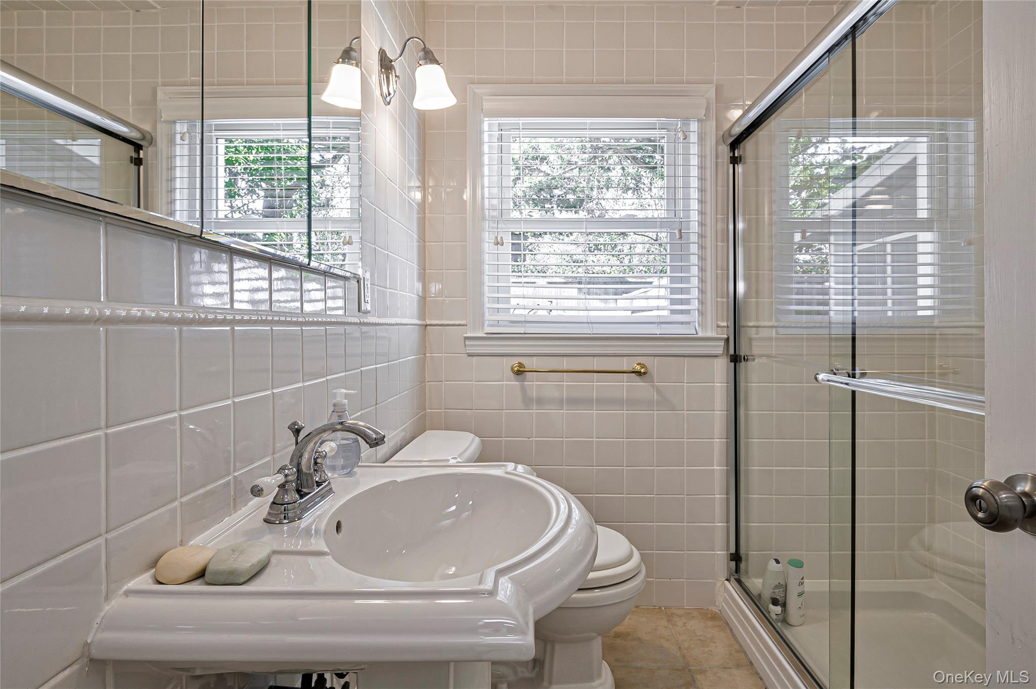 39 Sloop Walk, Ocean Beach, NY 11770