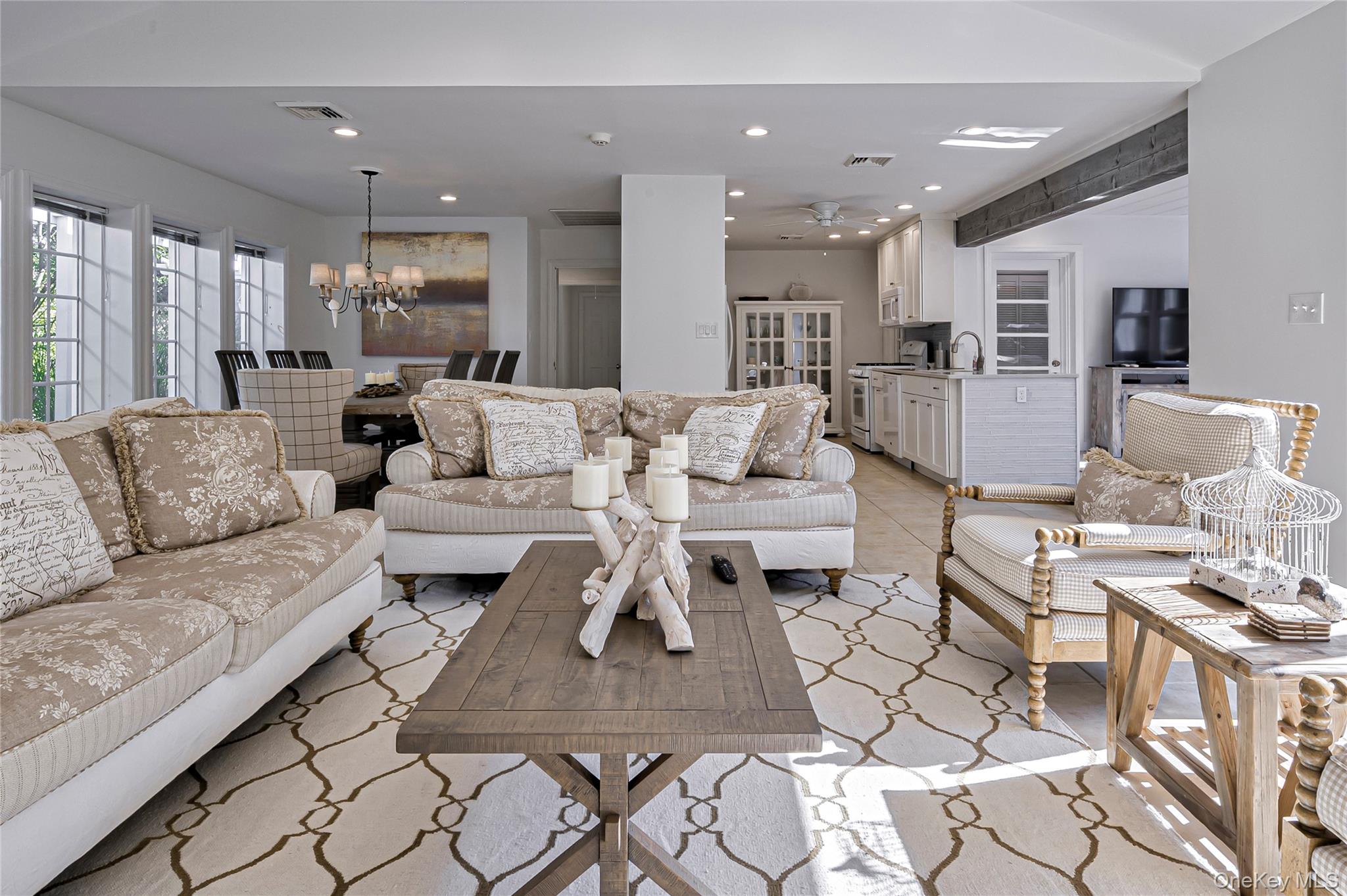 39 Sloop Walk, Ocean Beach, NY 11770