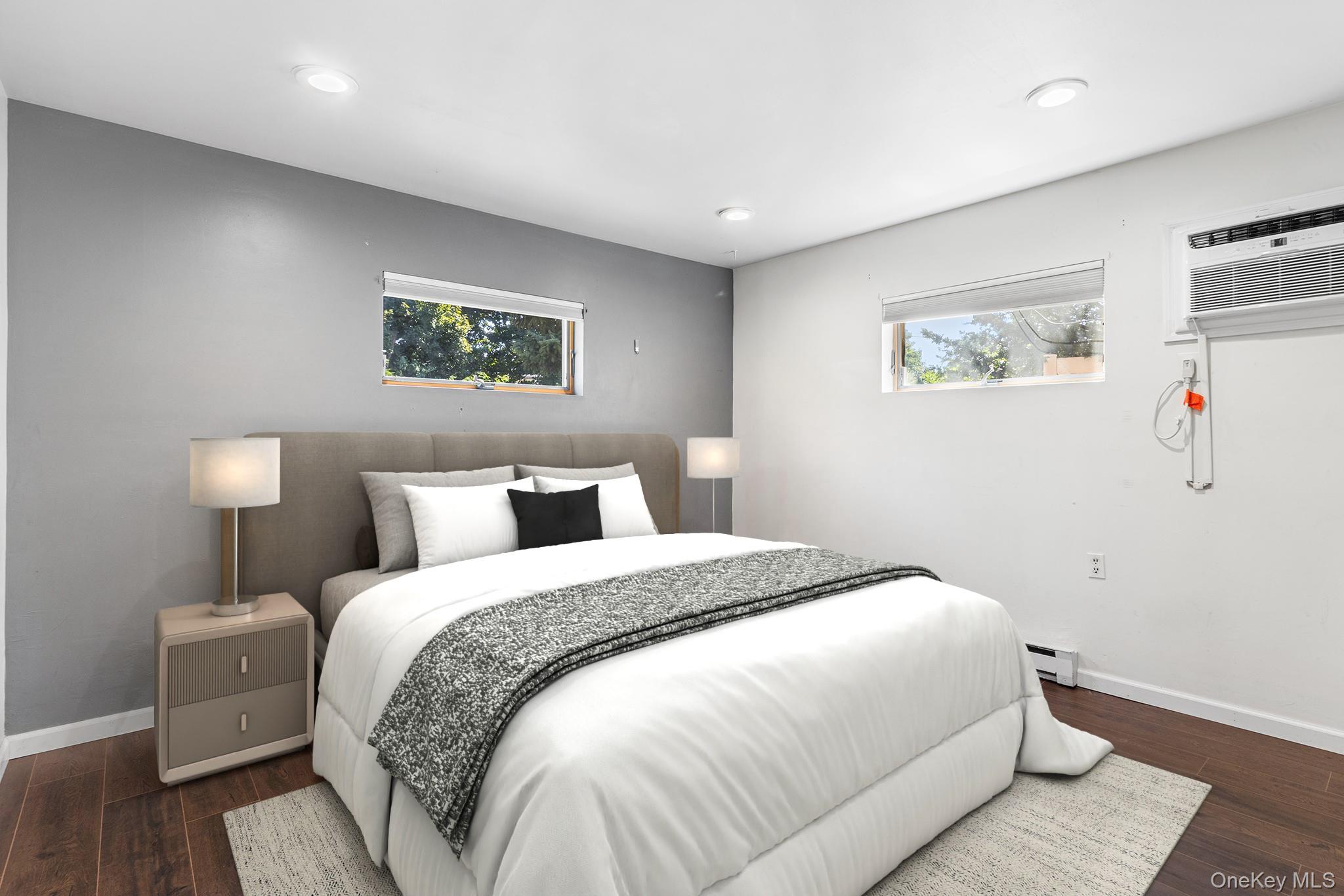 146 E Carmans Road, East Farmingdale, NY 11735