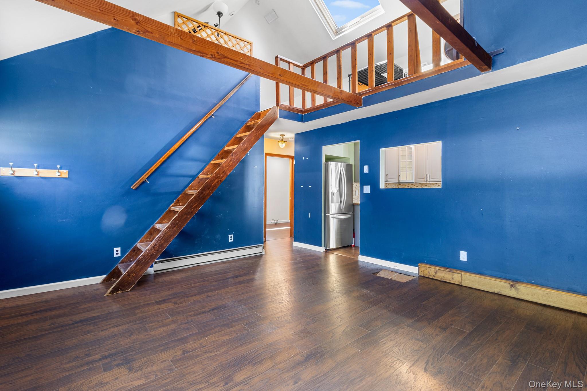 146 E Carmans Road, East Farmingdale, NY 11735