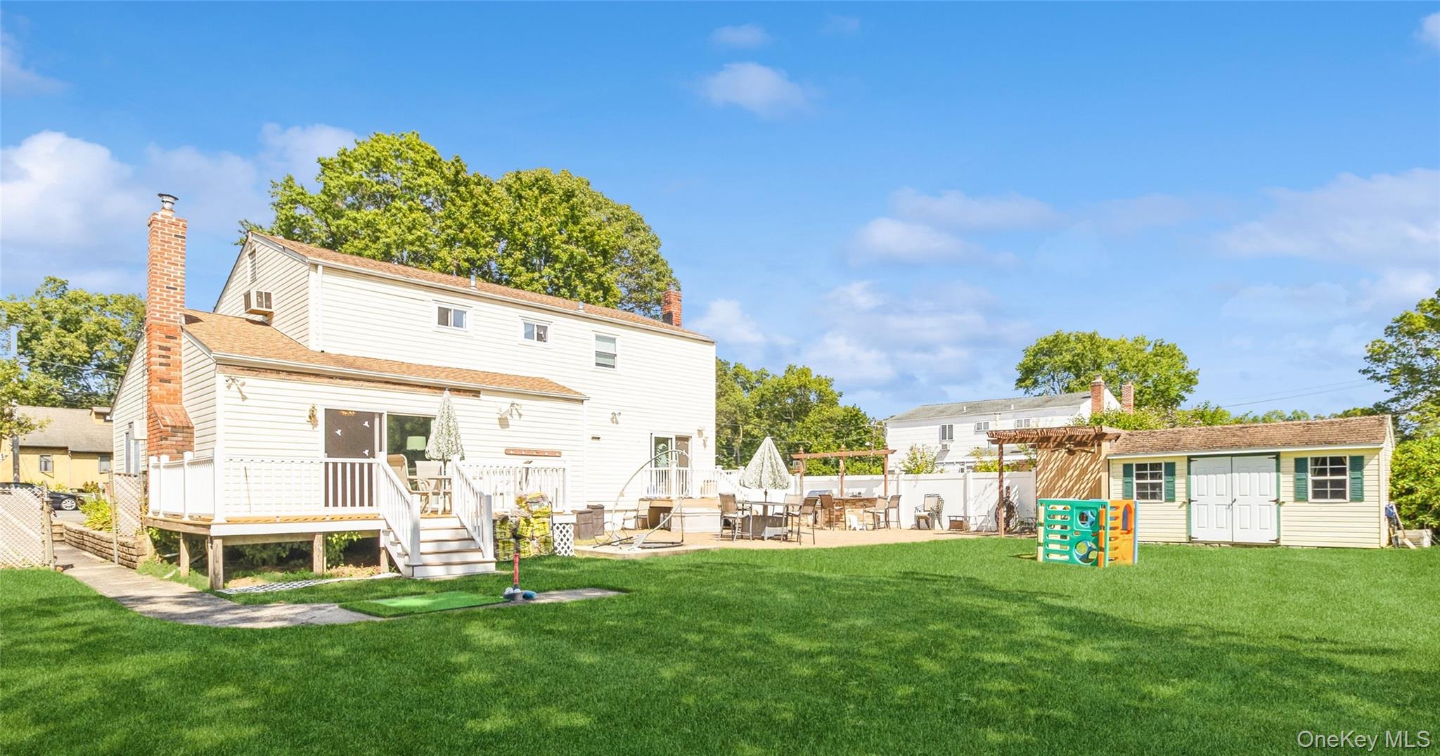 486 Thrift Street, Ronkonkoma, NY 11779