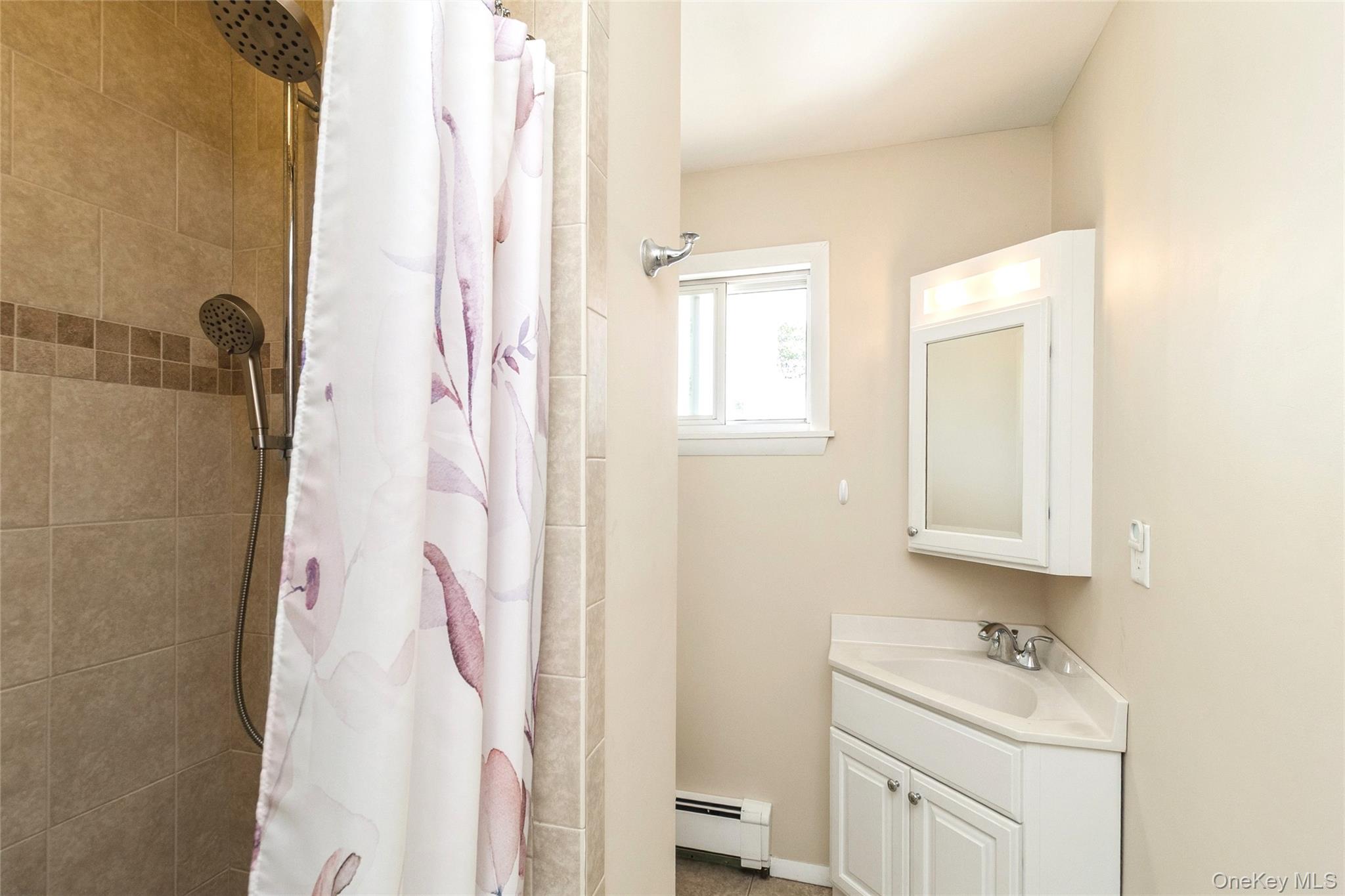 486 Thrift Street, Ronkonkoma, NY 11779