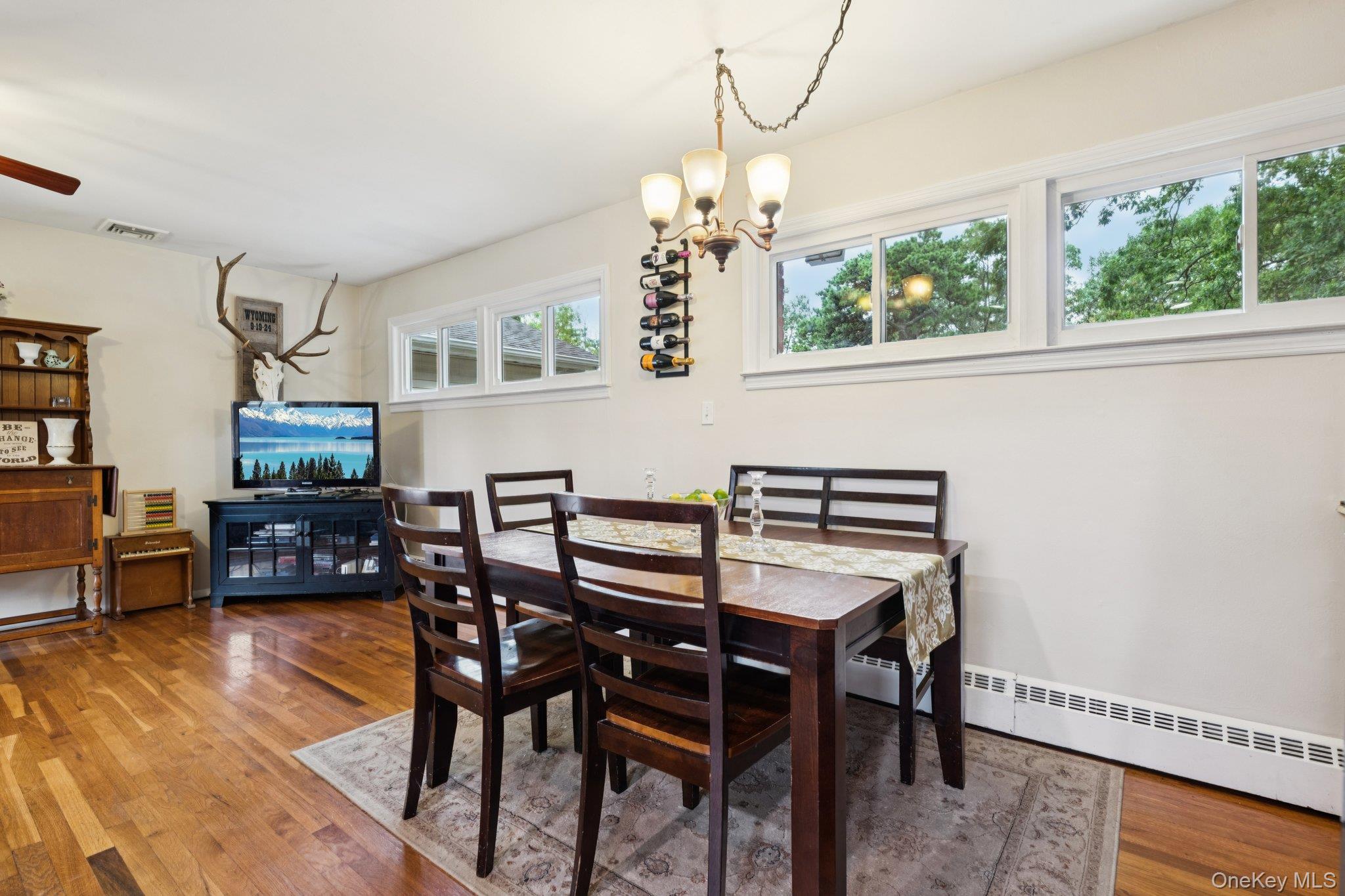 111 Berry Street, Lindenhurst, NY 11757