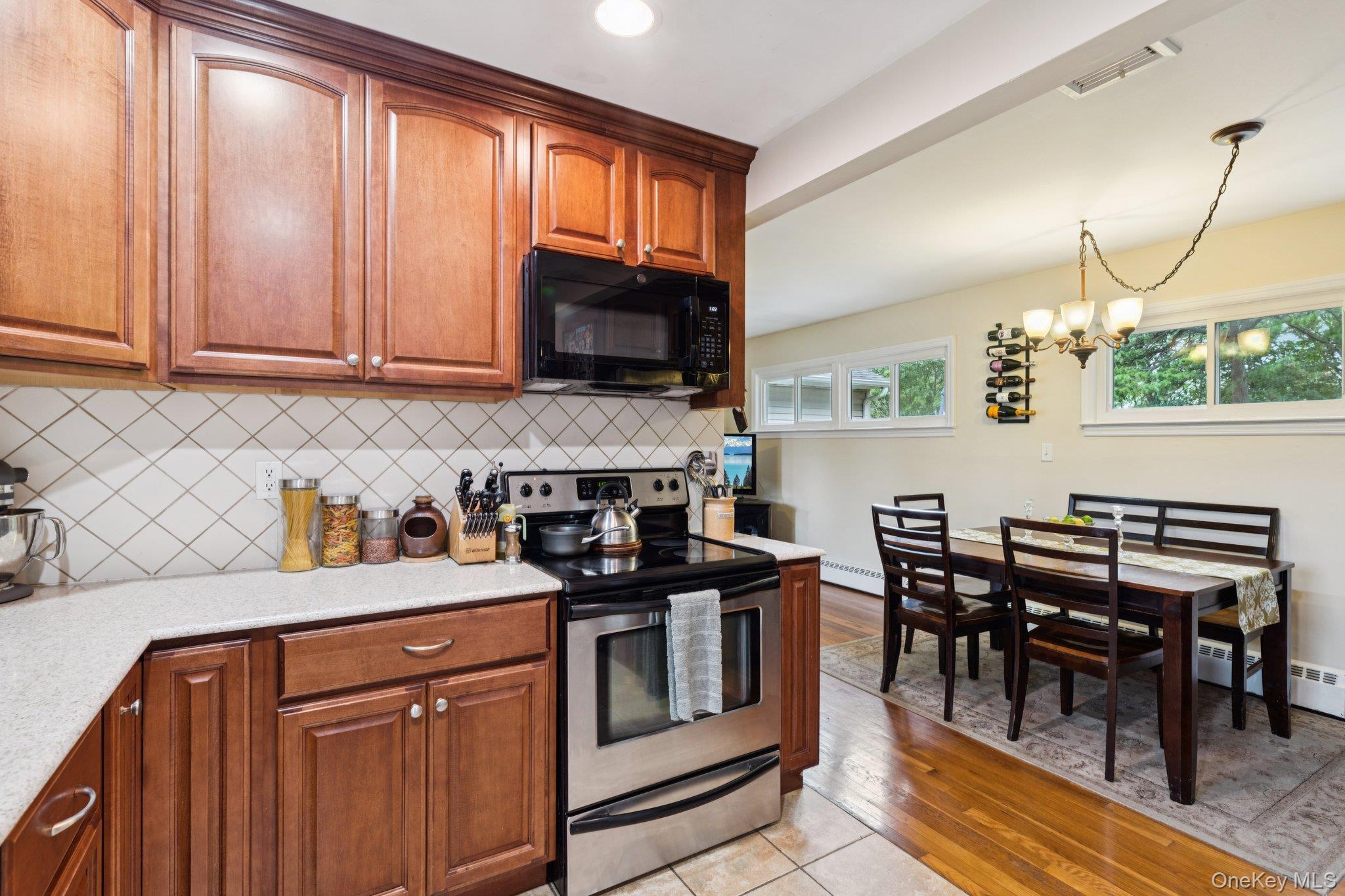 111 Berry Street, Lindenhurst, NY 11757