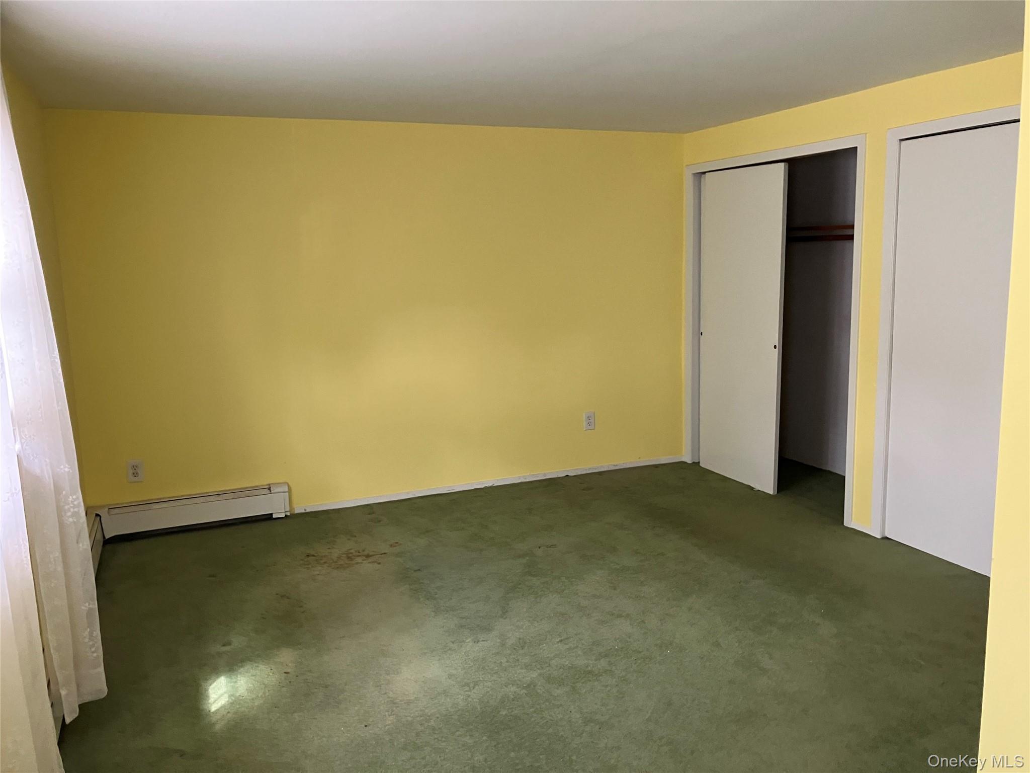 40 Irwin Street, New Hyde Park, NY 11040