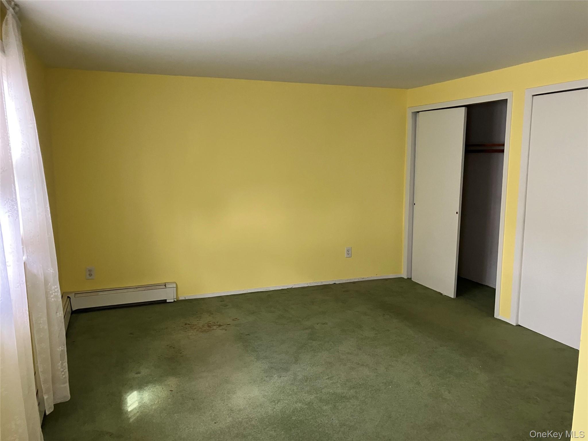 40 Irwin Street, New Hyde Park, NY 11040