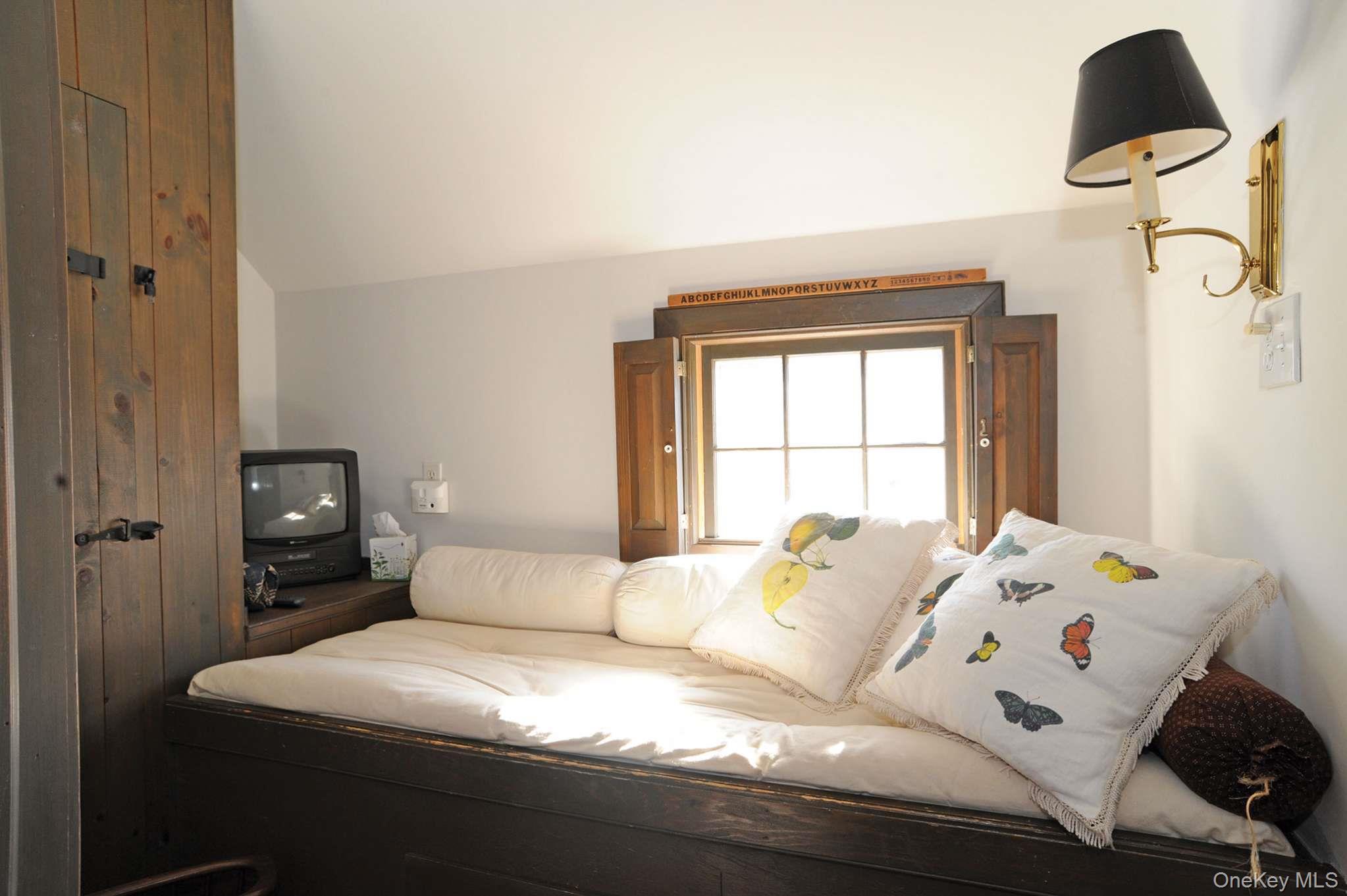 130 Hildreth Place, Bridgehampton, NY 11937