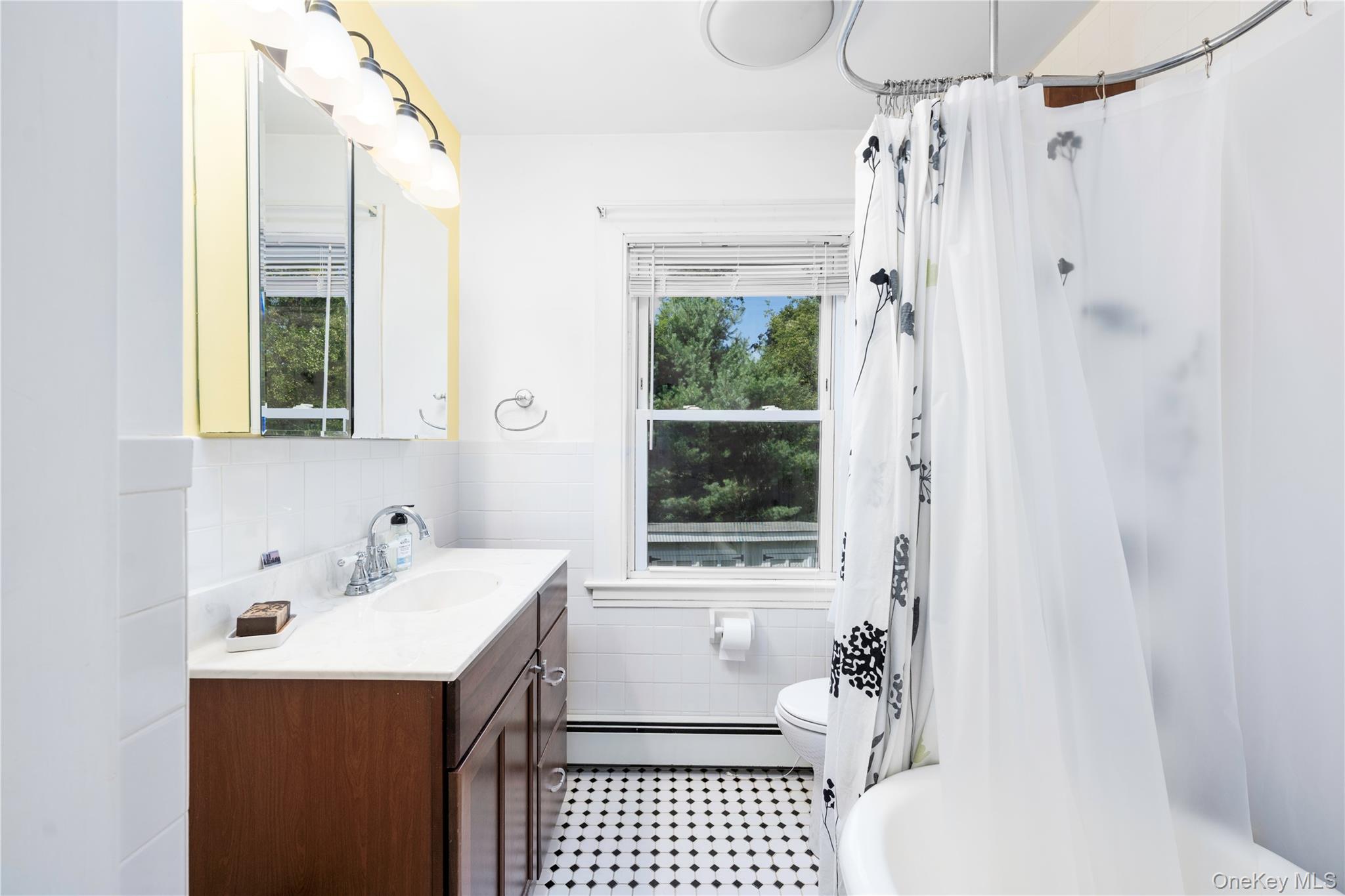 24 Grassi Lane, Garrison, NY 10524