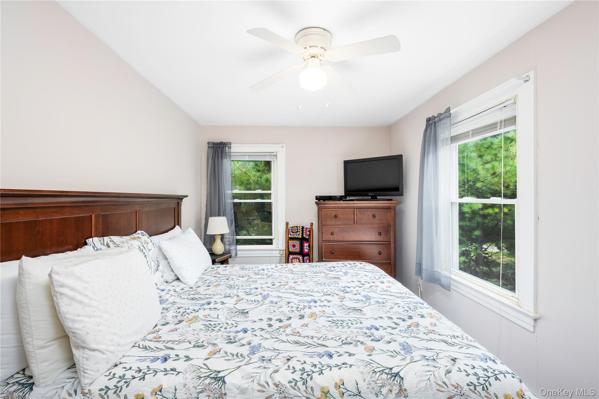 24 Grassi Lane, Garrison, NY 10524