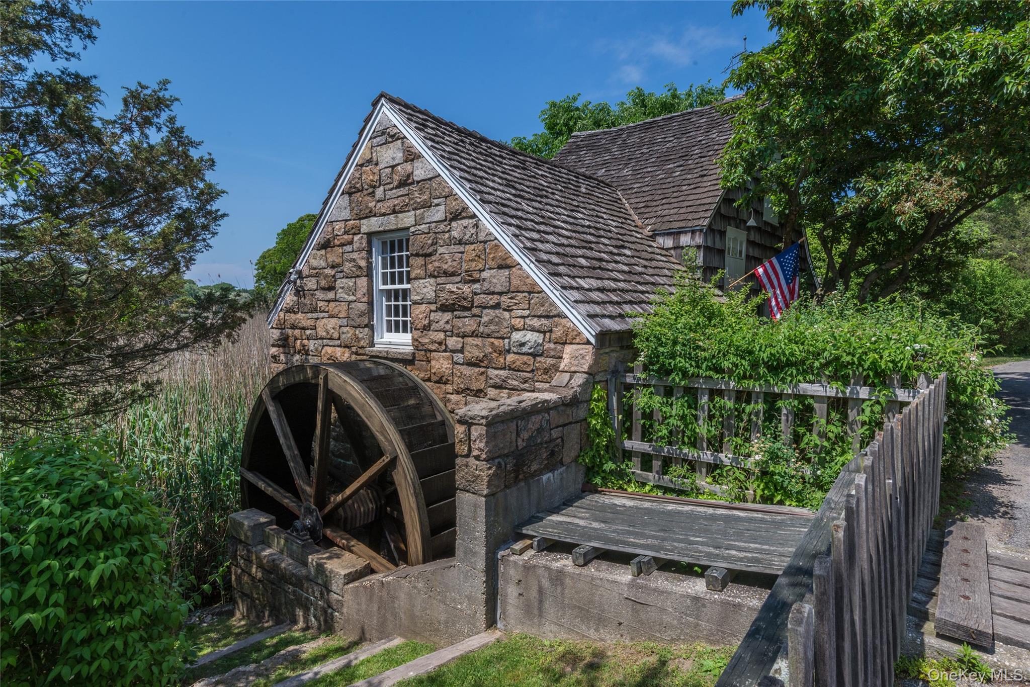 21 View Road, Setauket, NY 11733