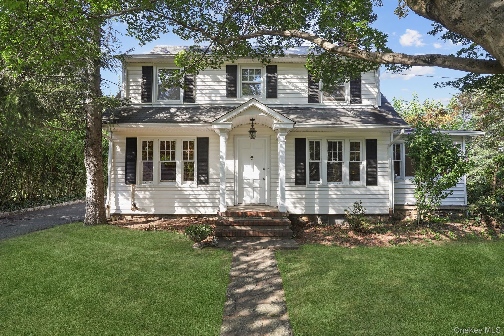 16 Annadale Street, Armonk, NY 10504