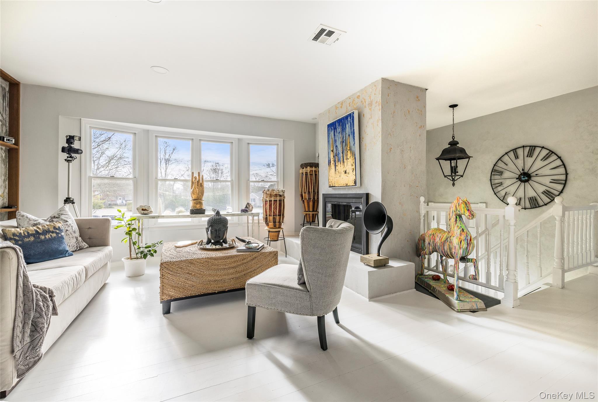 8 Westerly Court, Hampton Bays, NY 11946