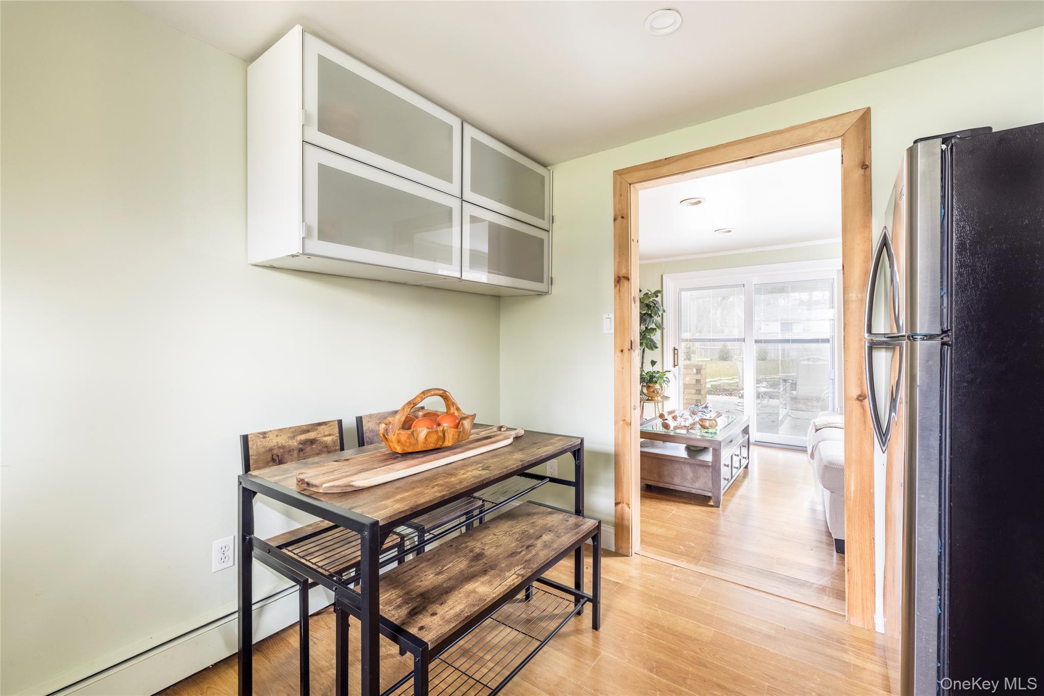 8 Westerly Court, Hampton Bays, NY 11946