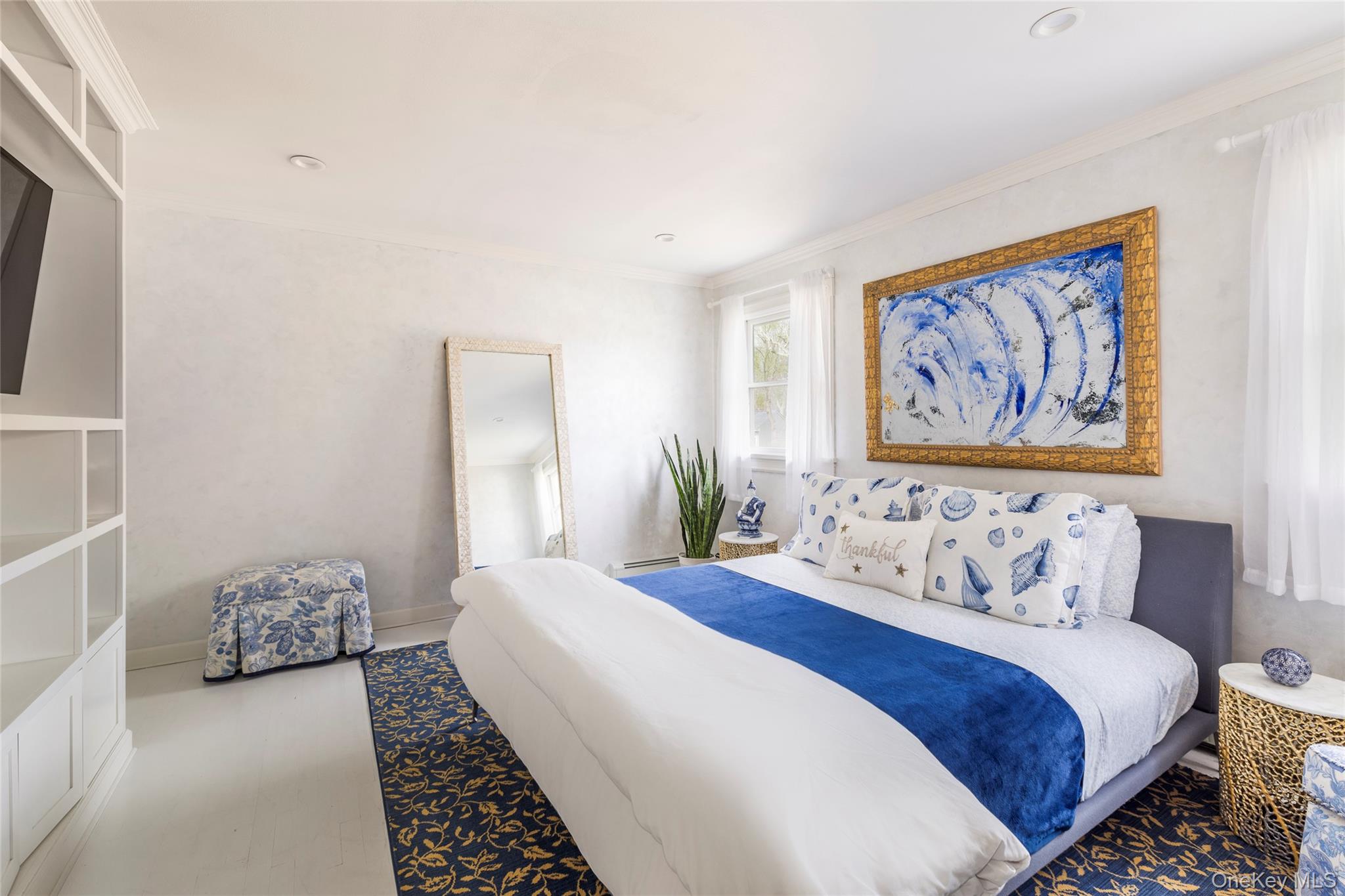 8 Westerly Court, Hampton Bays, NY 11946