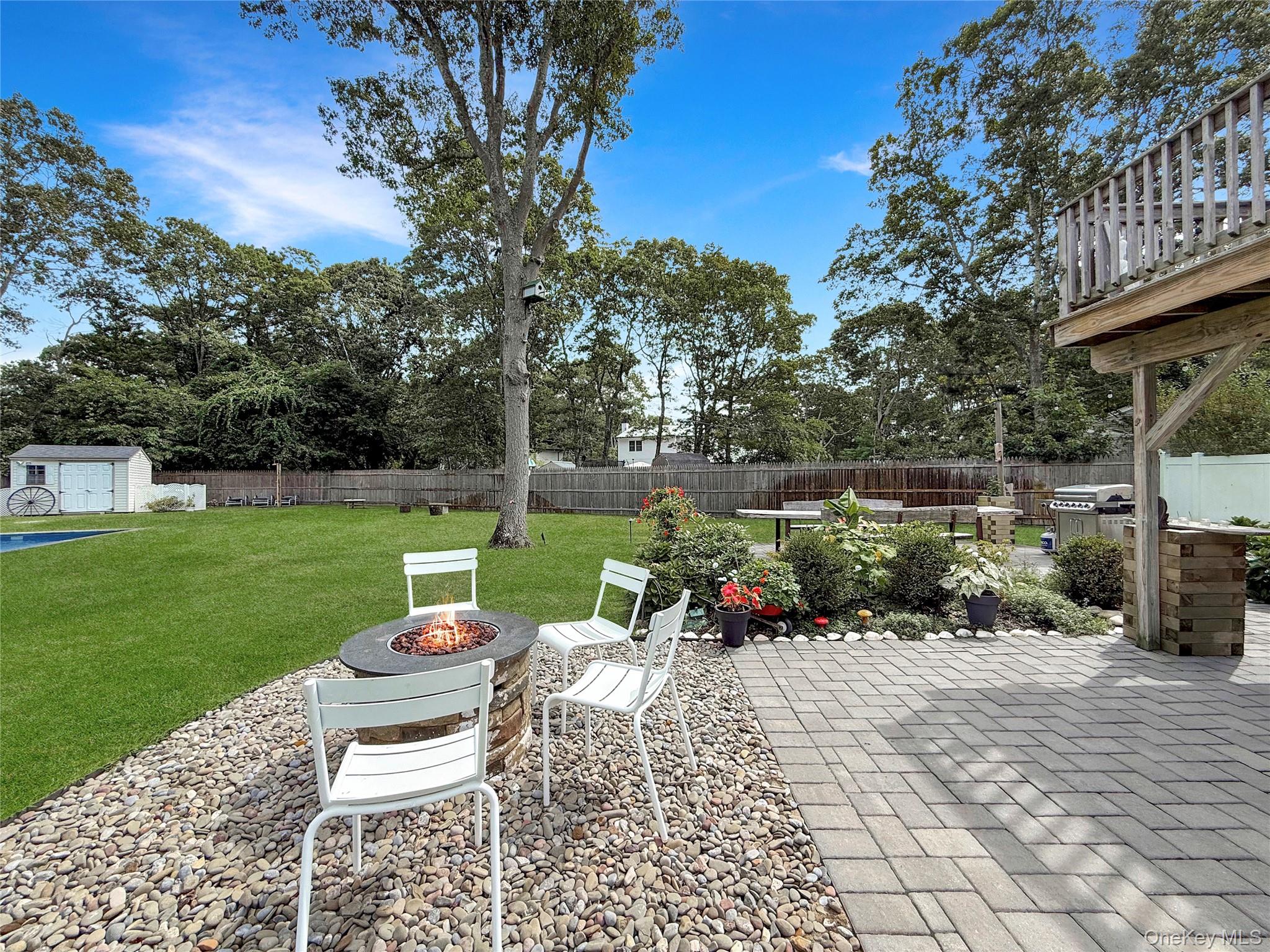 8 Westerly Court, Hampton Bays, NY 11946