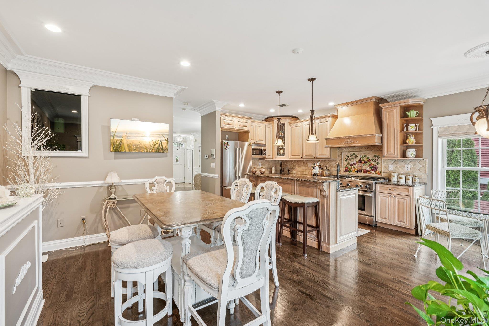 95 Alexander Court, Nanuet, NY 10954