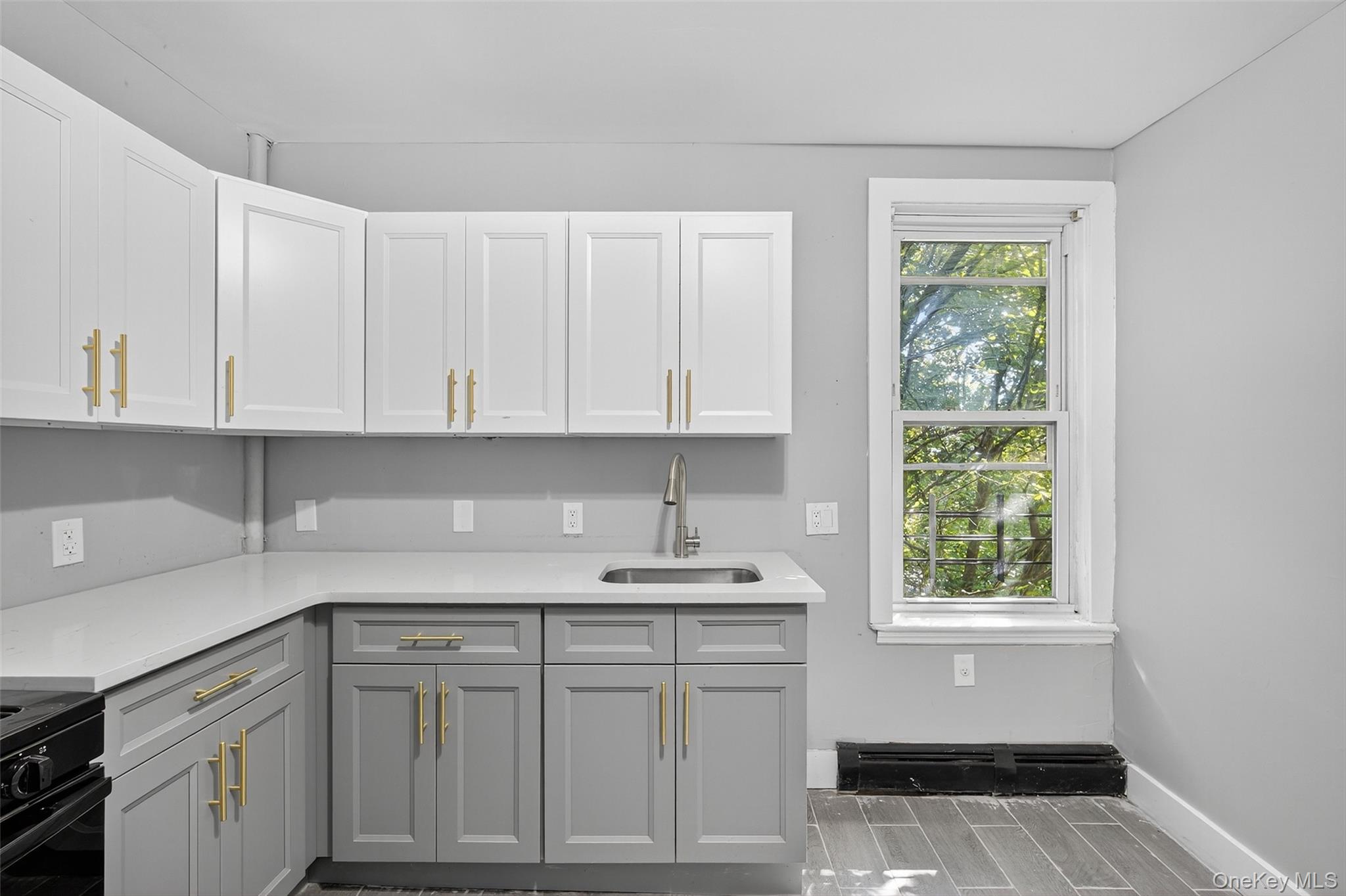 12 Liberty Street, Newburgh, NY 12550