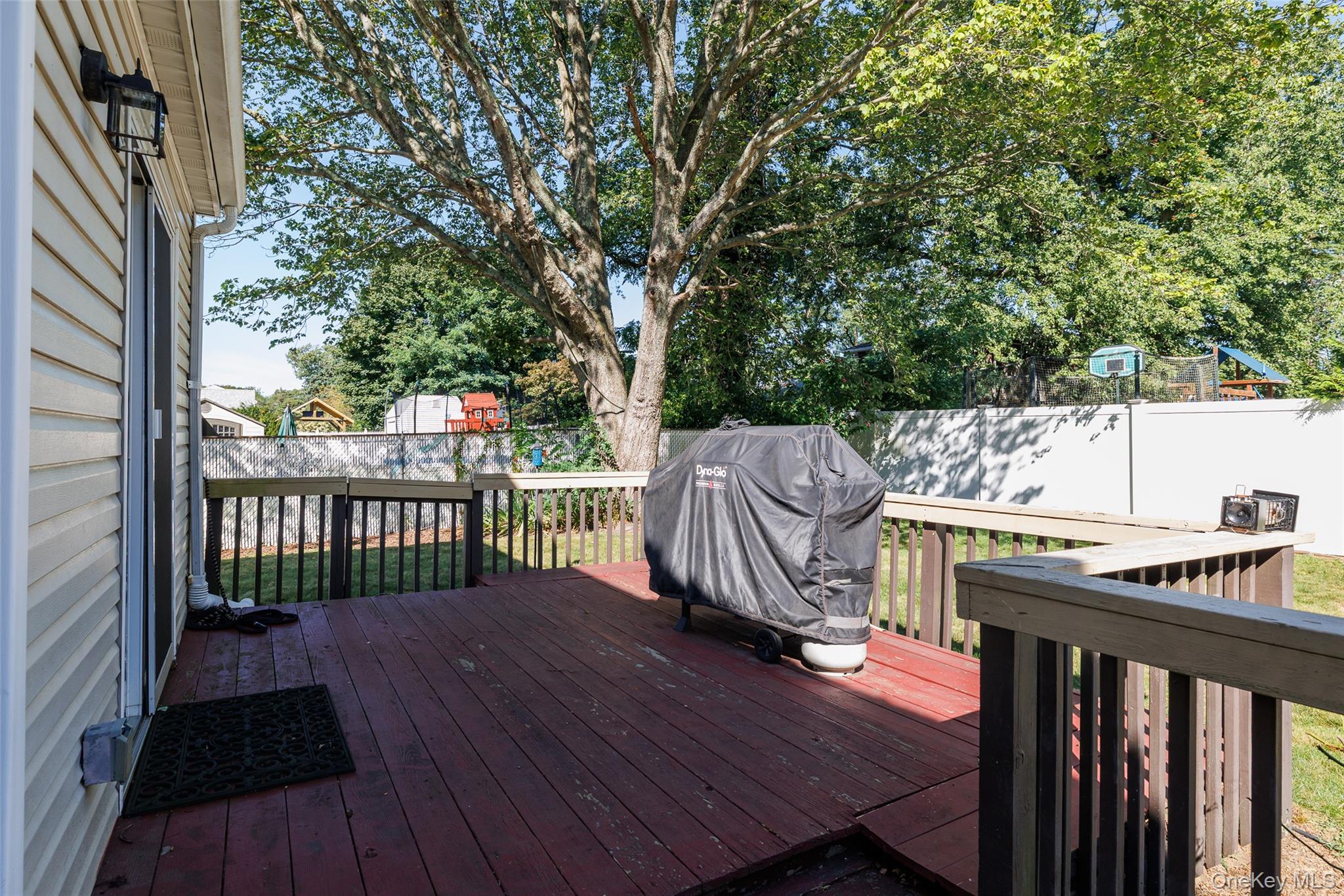 461 Ann Street, Babylon, NY 11702