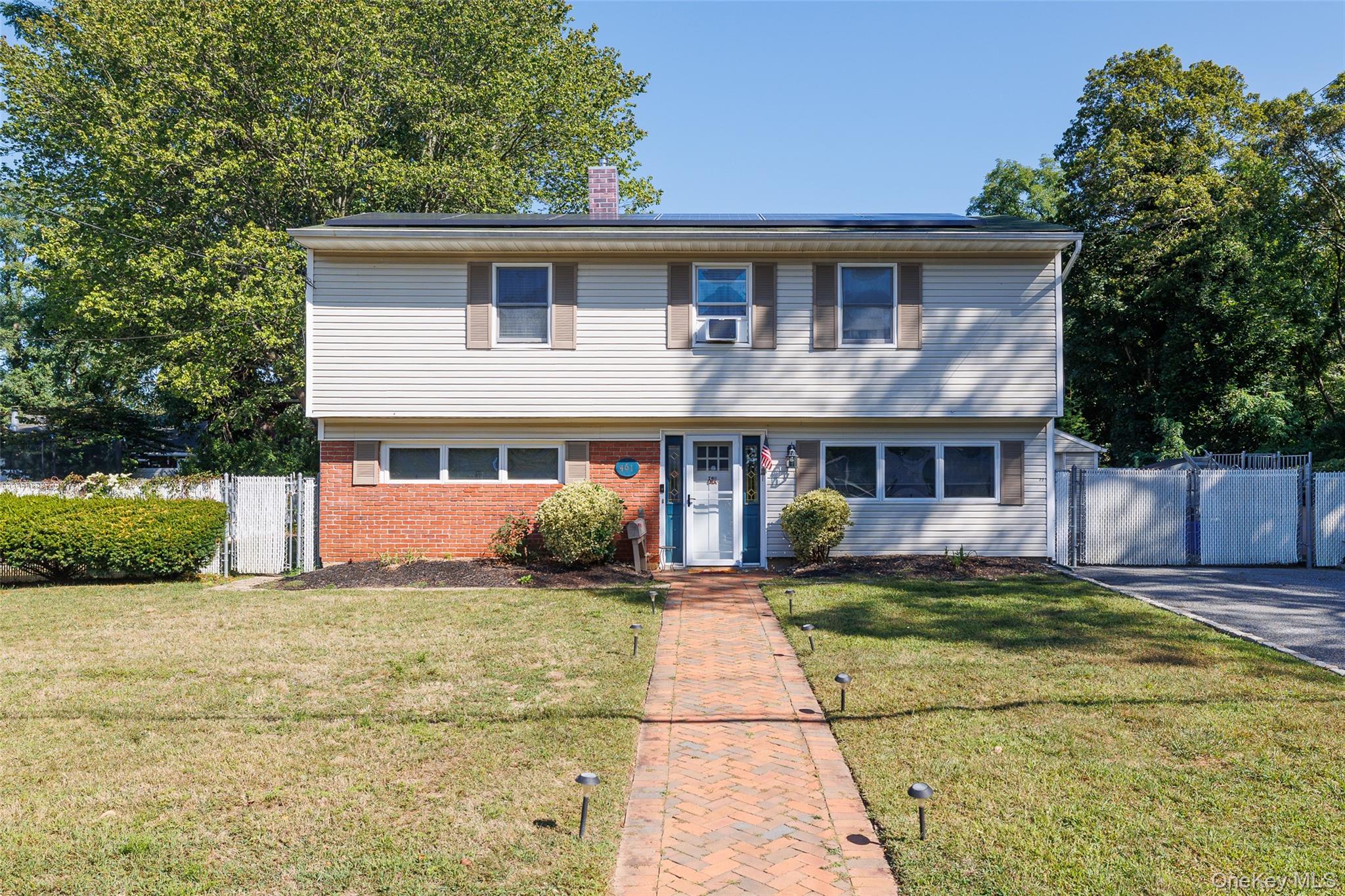 461 Ann Street, Babylon, NY 11702