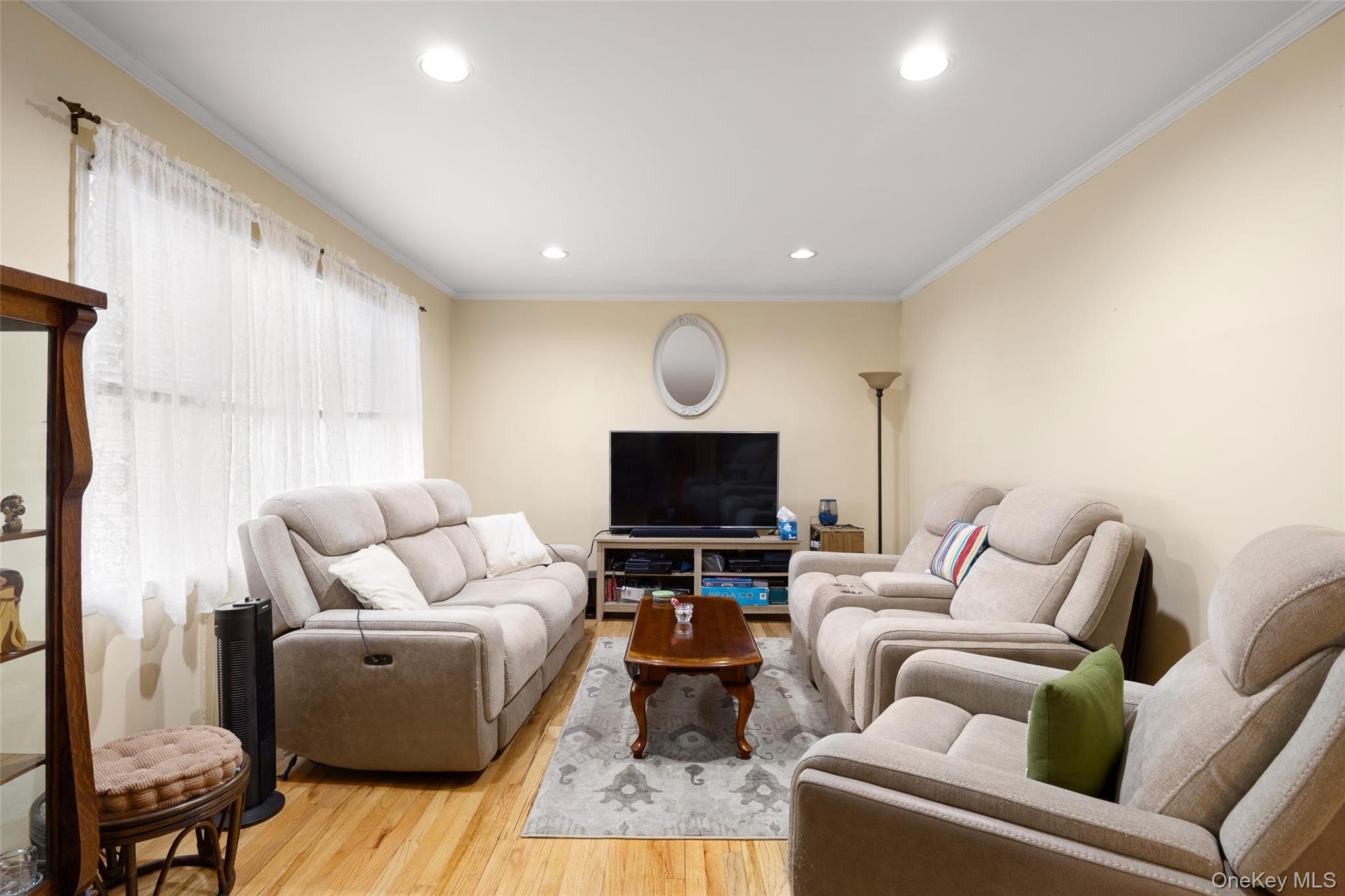 461 Ann Street, Babylon, NY 11702