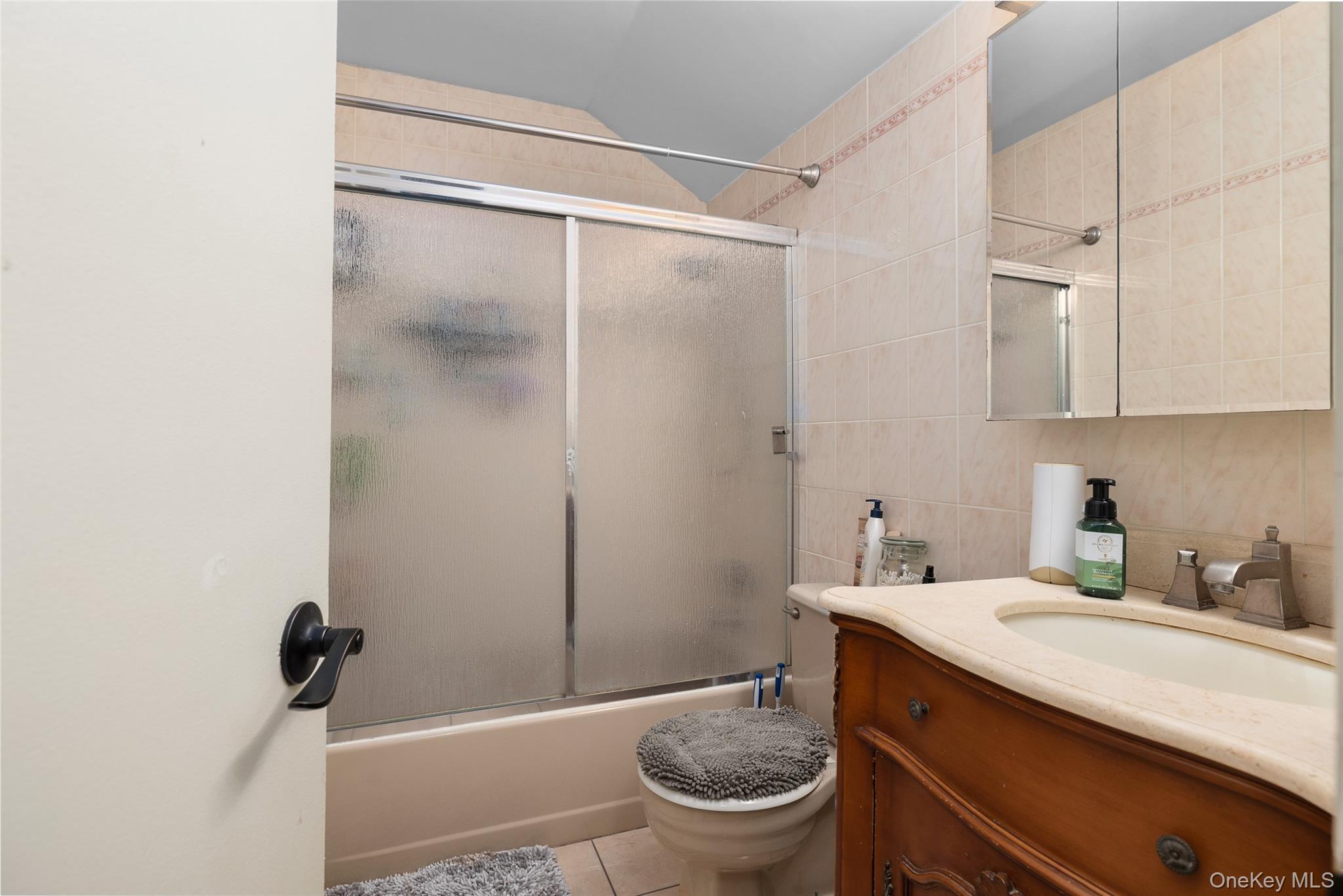 461 Ann Street, Babylon, NY 11702