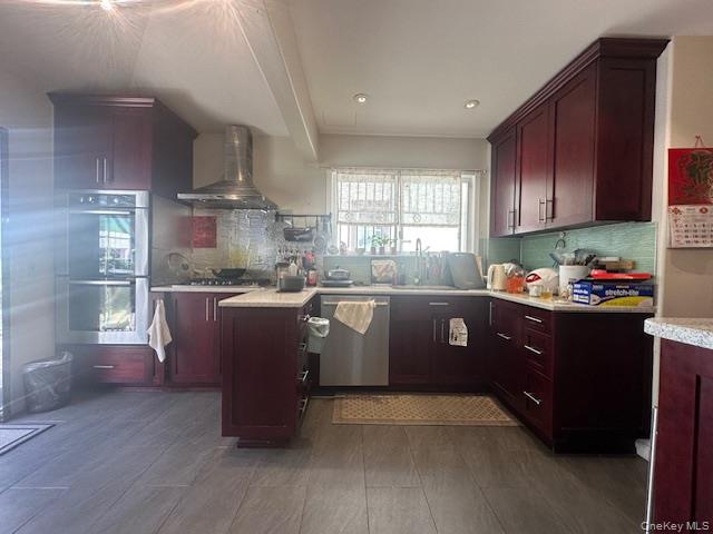 35-20 Utopia Parkway, Flushing, NY 11358