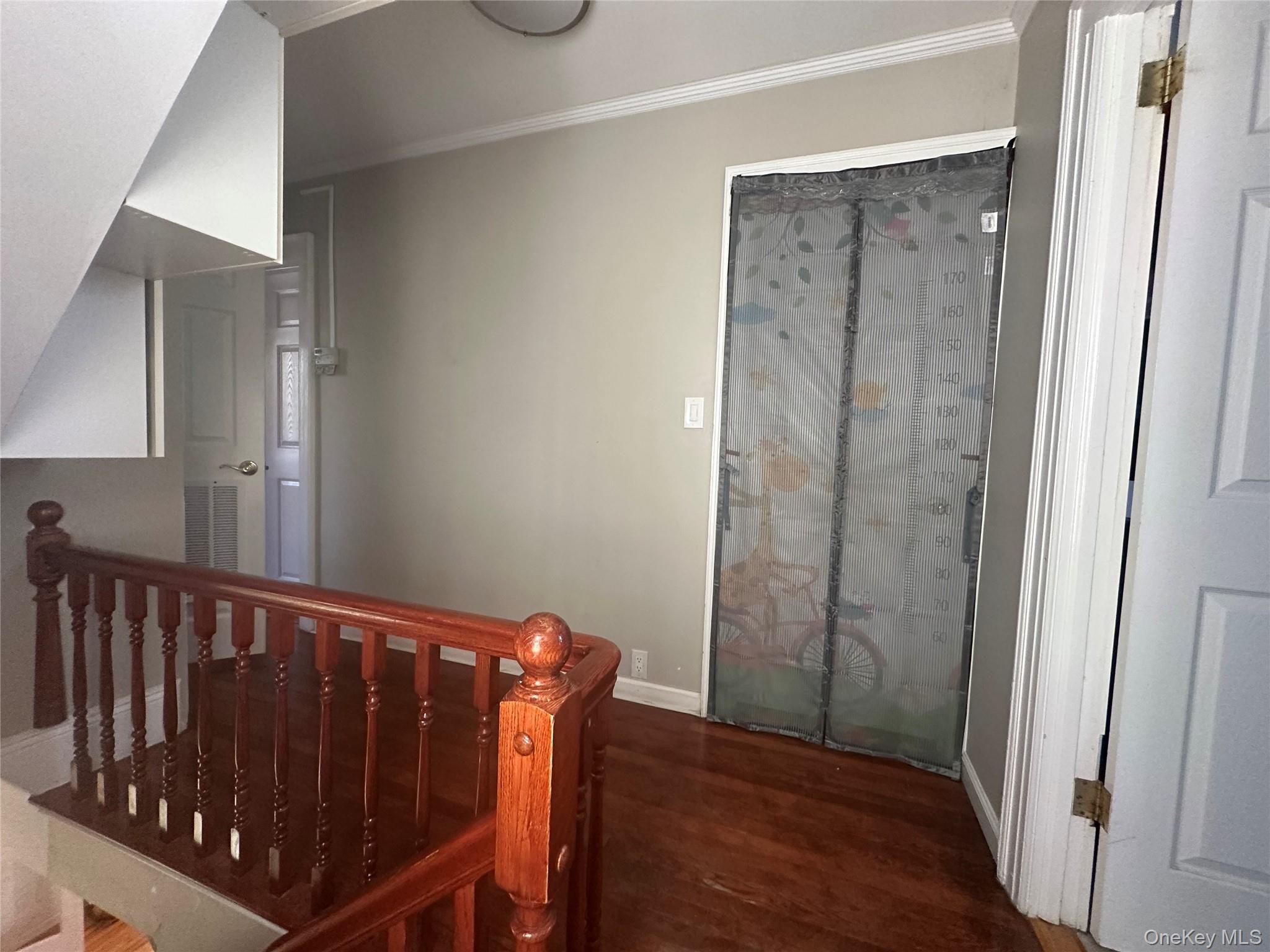 35-20 Utopia Parkway, Flushing, NY 11358