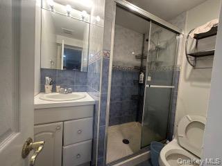 35-20 Utopia Parkway, Flushing, NY 11358