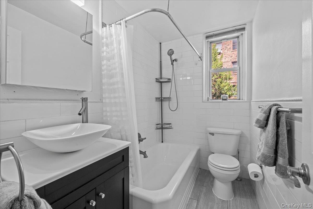 235 Garth Road # A1F, Scarsdale, NY 10583