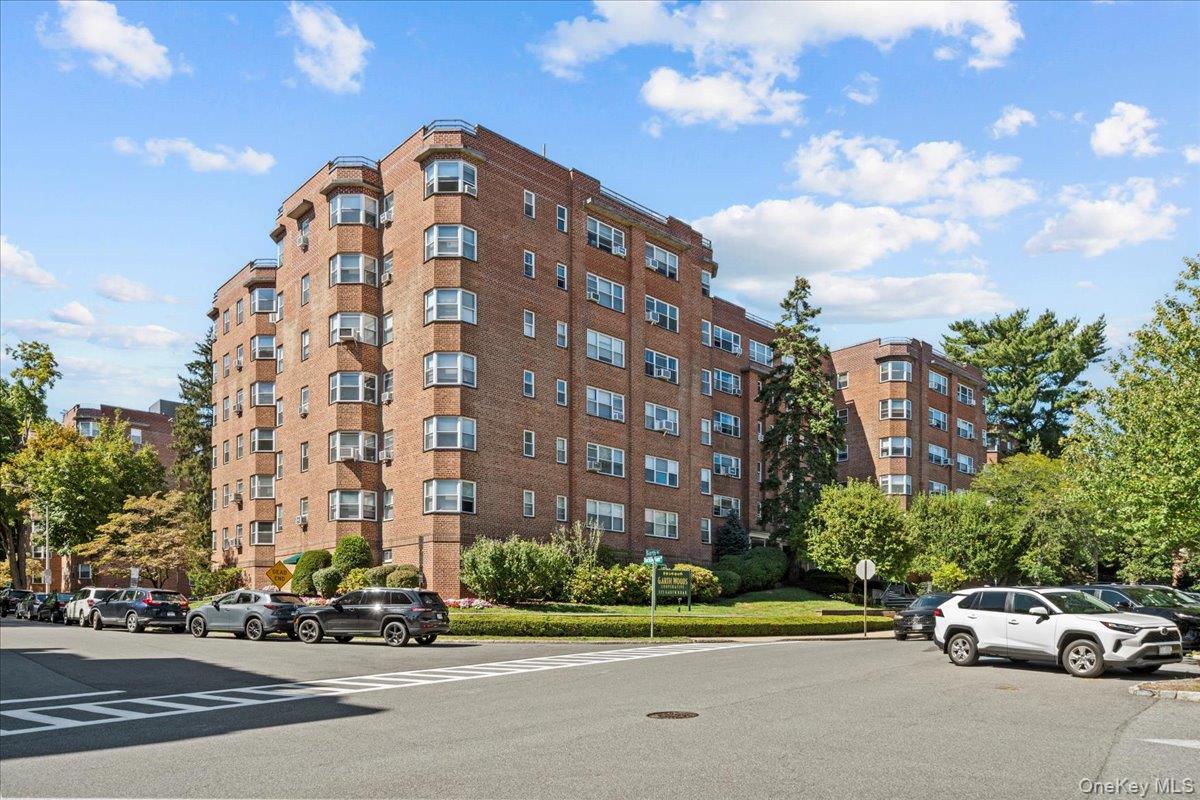 235 Garth Road # A1F, Scarsdale, NY 10583