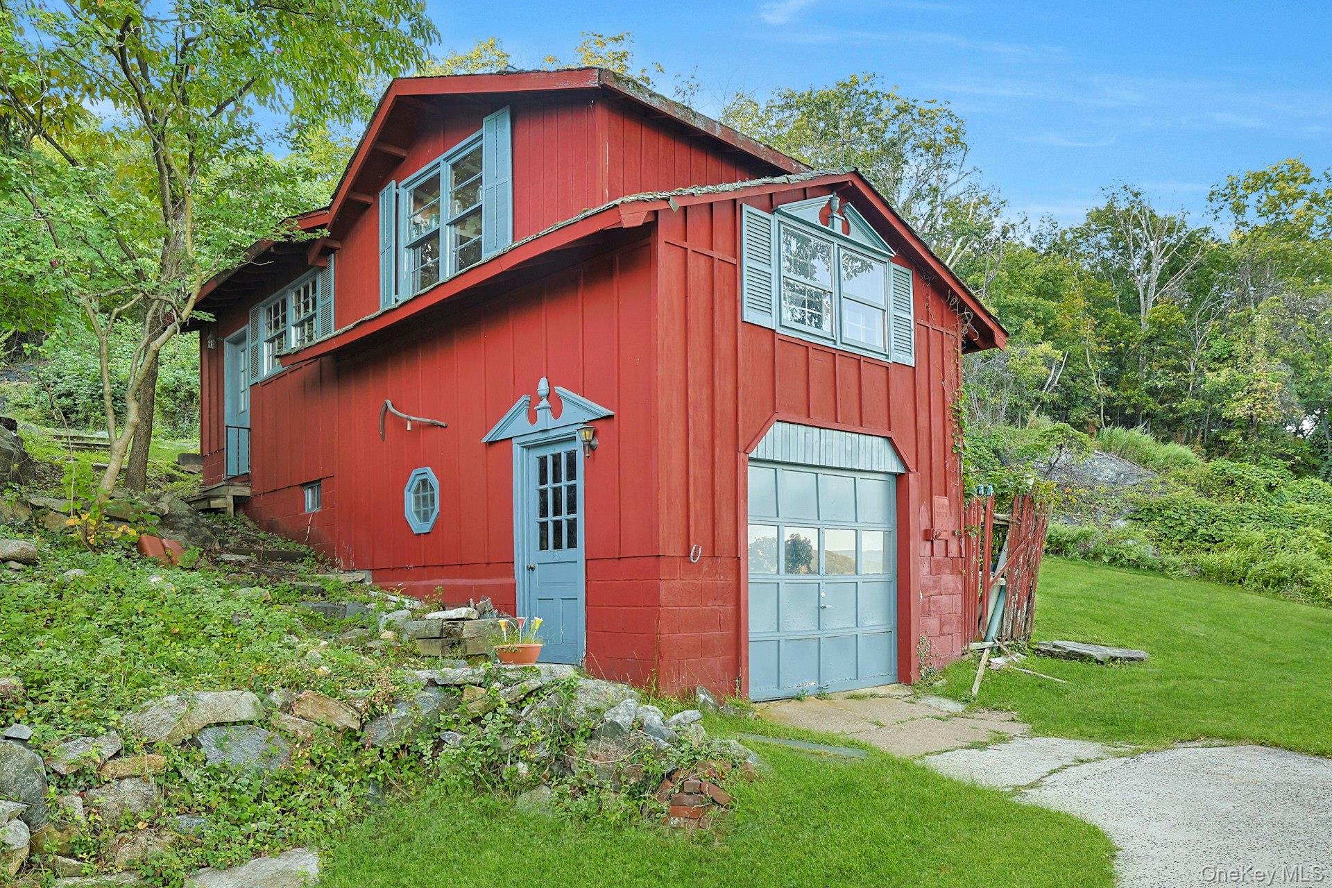 8 Ayers Road, Tomkins Cove, NY 10986