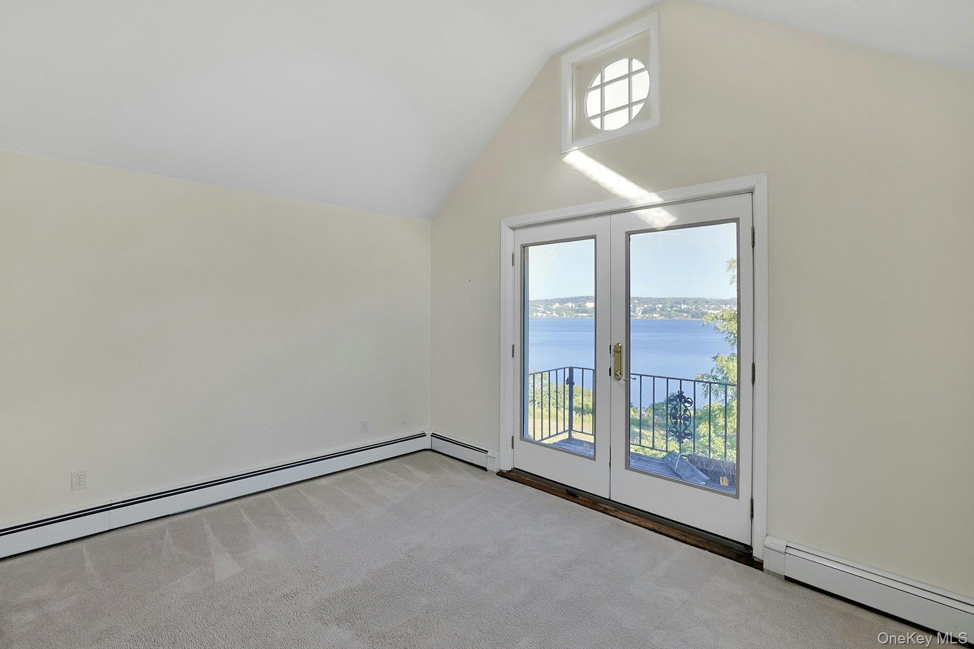 8 Ayers Road, Tomkins Cove, NY 10986