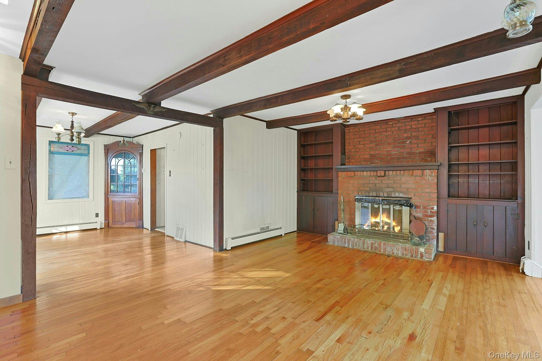 8 Ayers Road, Tomkins Cove, NY 10986