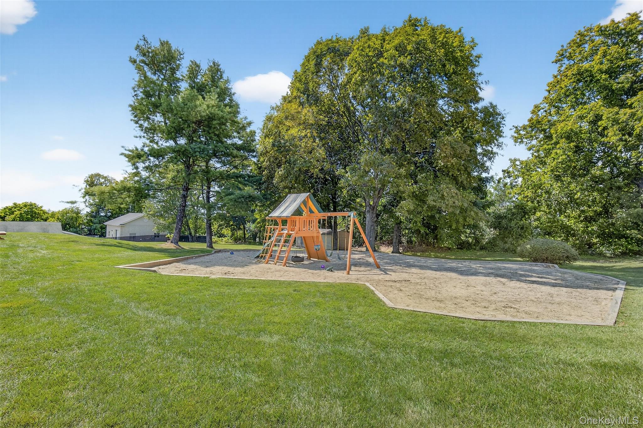 97 Jonathan Drive, Mahopac, NY 10541