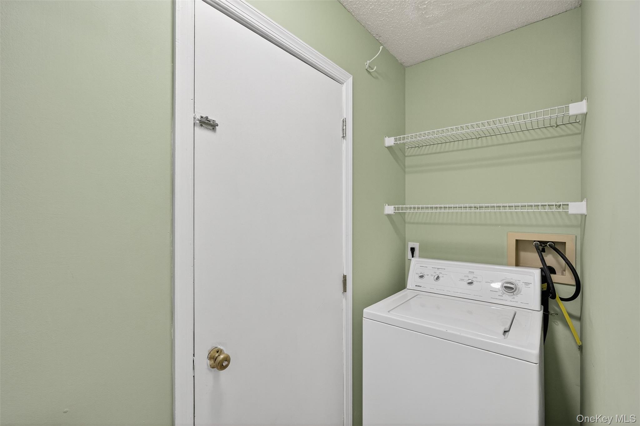 97 Jonathan Drive, Mahopac, NY 10541